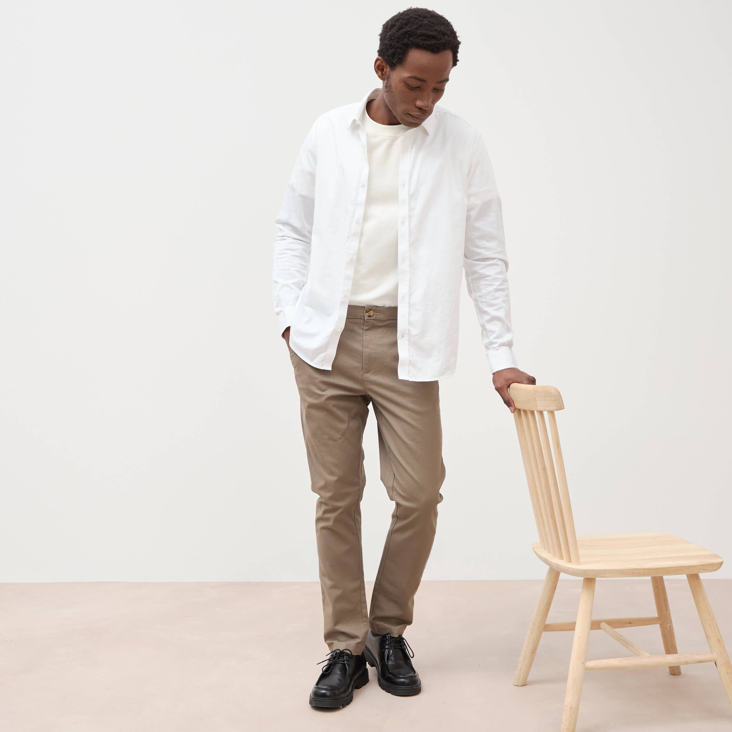Pantalon chino slim sable homme