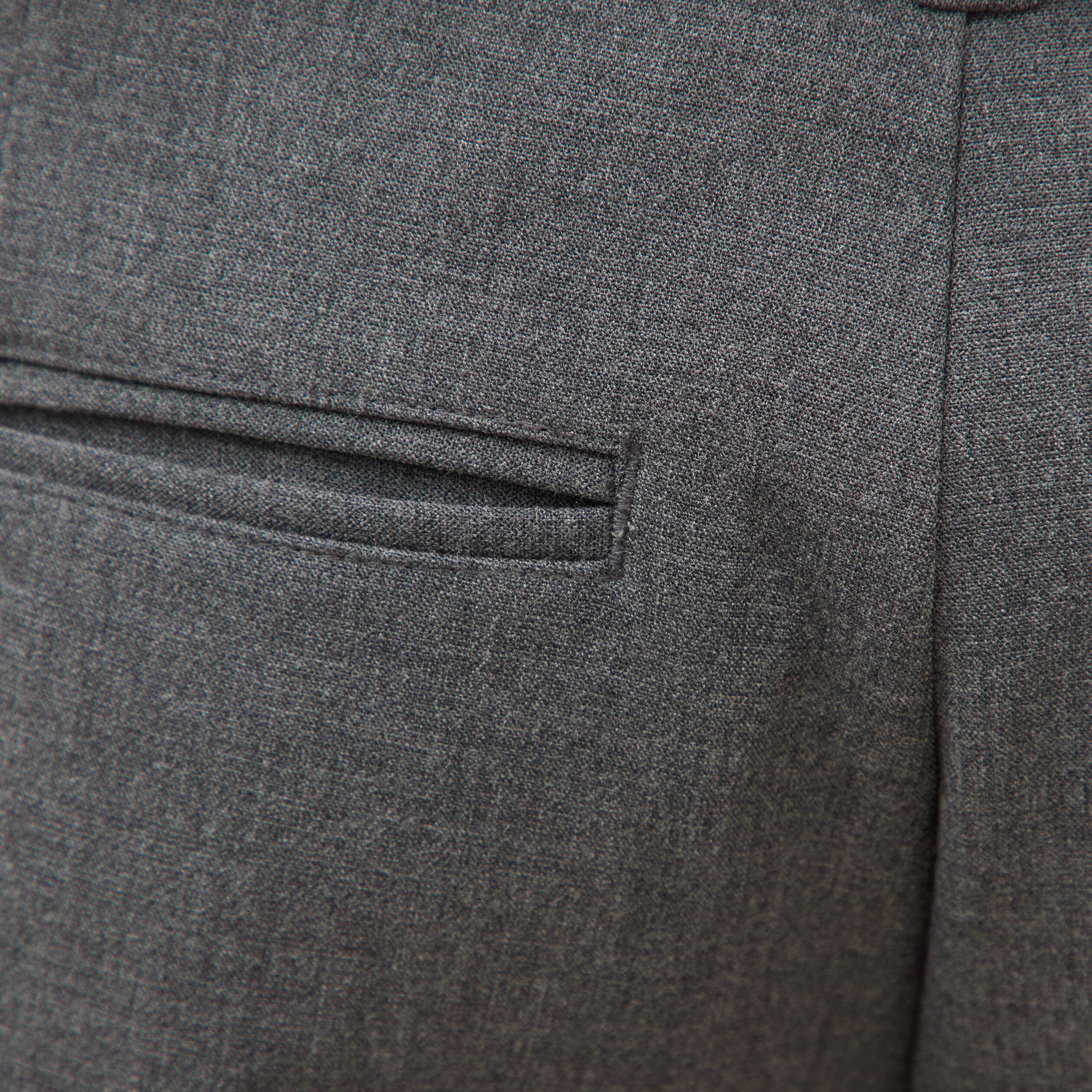 Pantalon droit longueur 32 gris fonc&eacute; homme