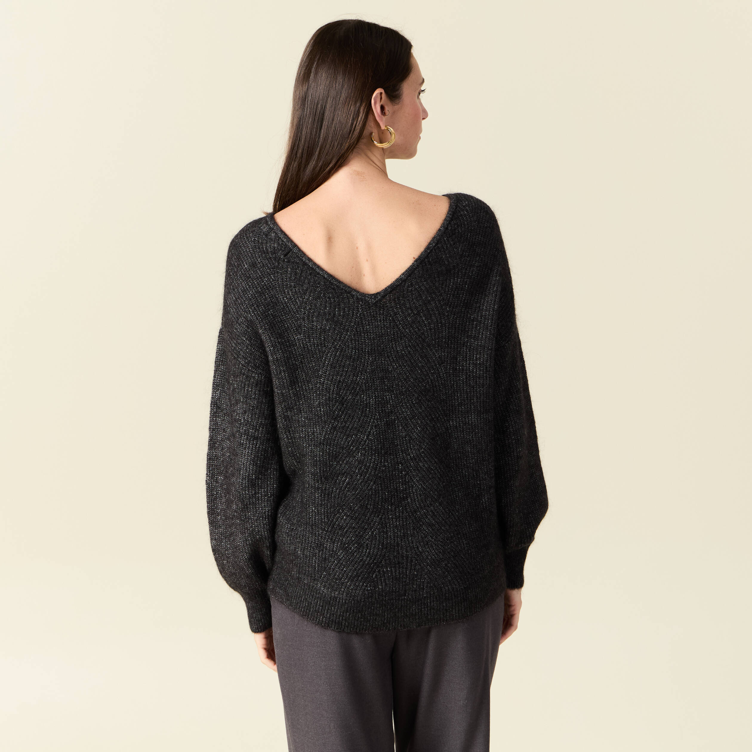 Pull manches longues ajouré noir femme