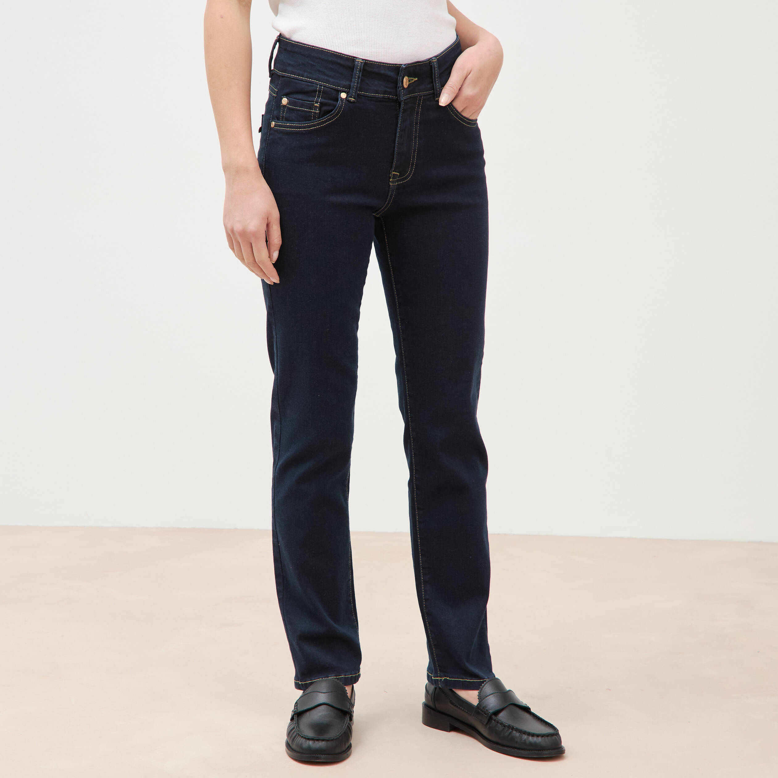 Jeans regular 7/8&egrave;me taille standard denim brut rinse femme
