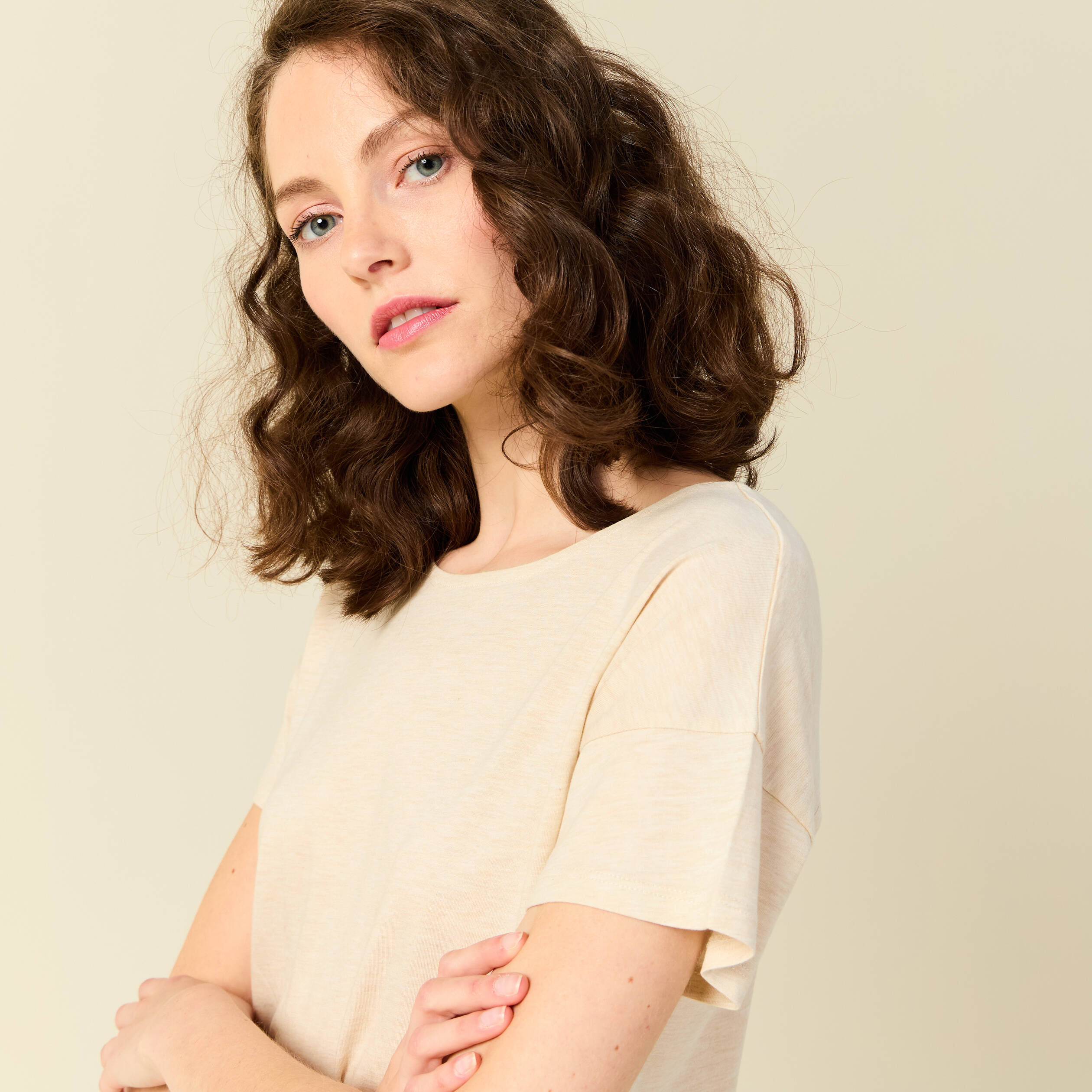 t shirt manches courtes creme femme T-shirt manches courtes creme femme