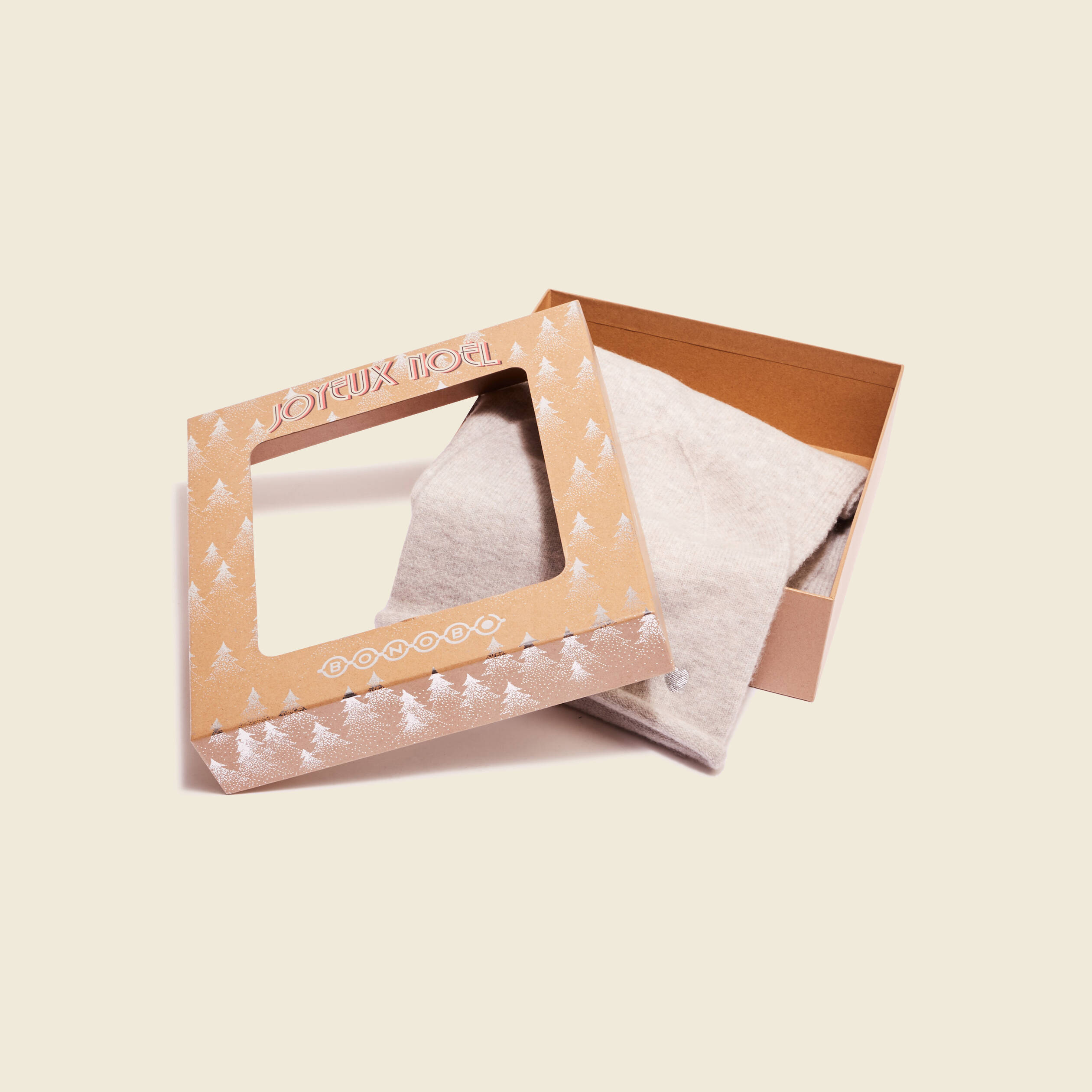 coffret bonnet et echarpe avec cachemire gris femme Coffret bonnet et écharpe avec cachemire gris femme