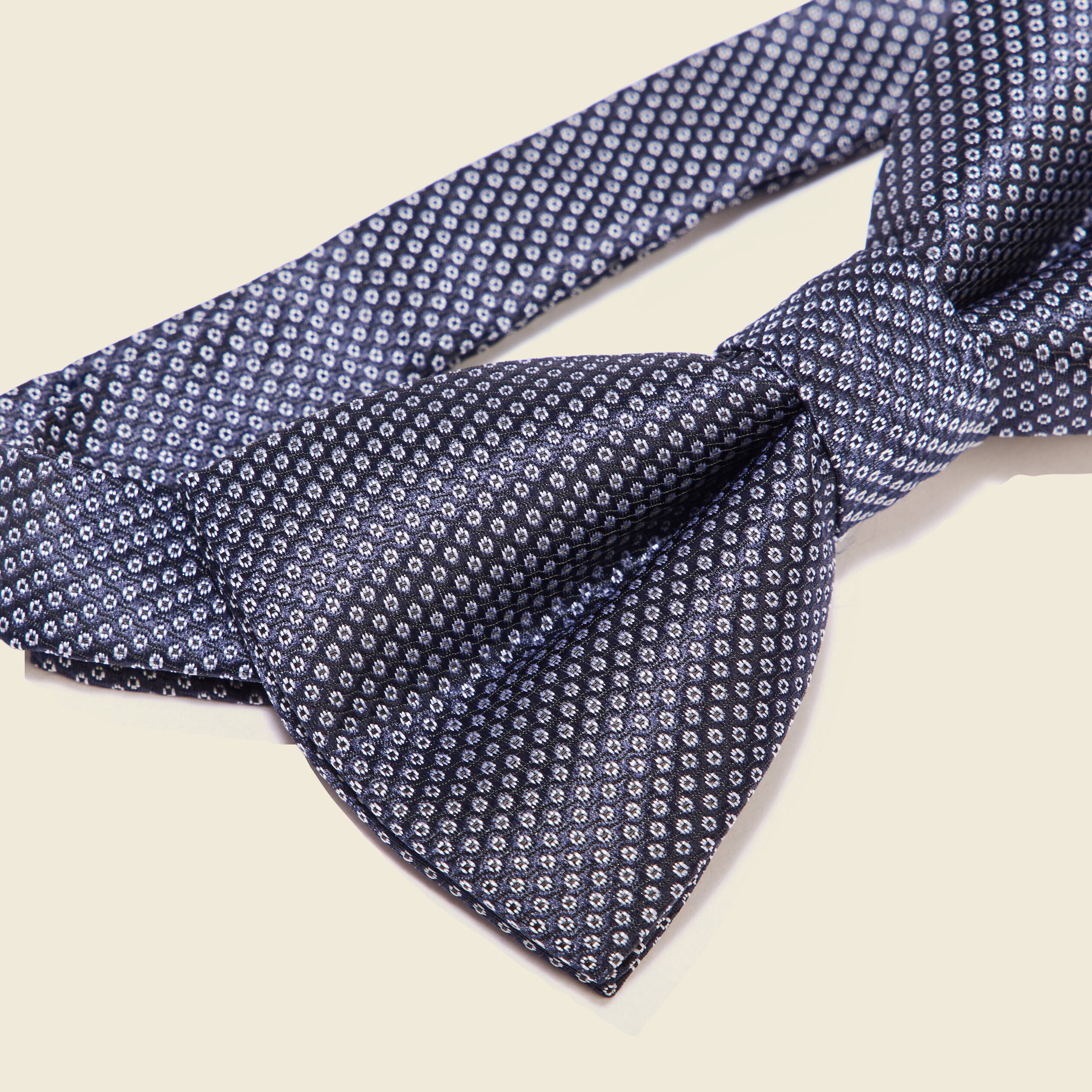 Noeud de papillon bleu marine homme