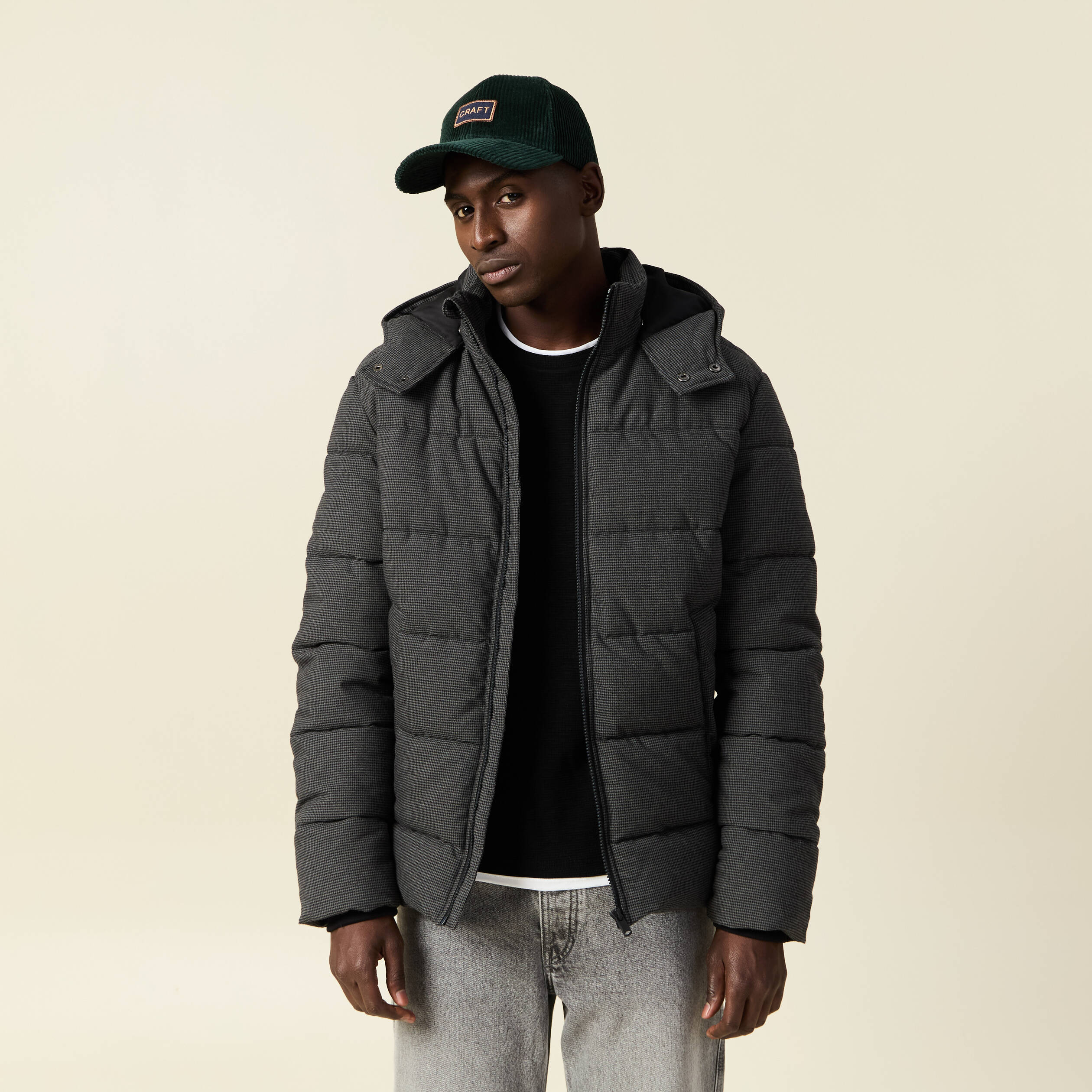 doudoune a capuche gris fonce homme Doudoune à capuche gris foncé homme