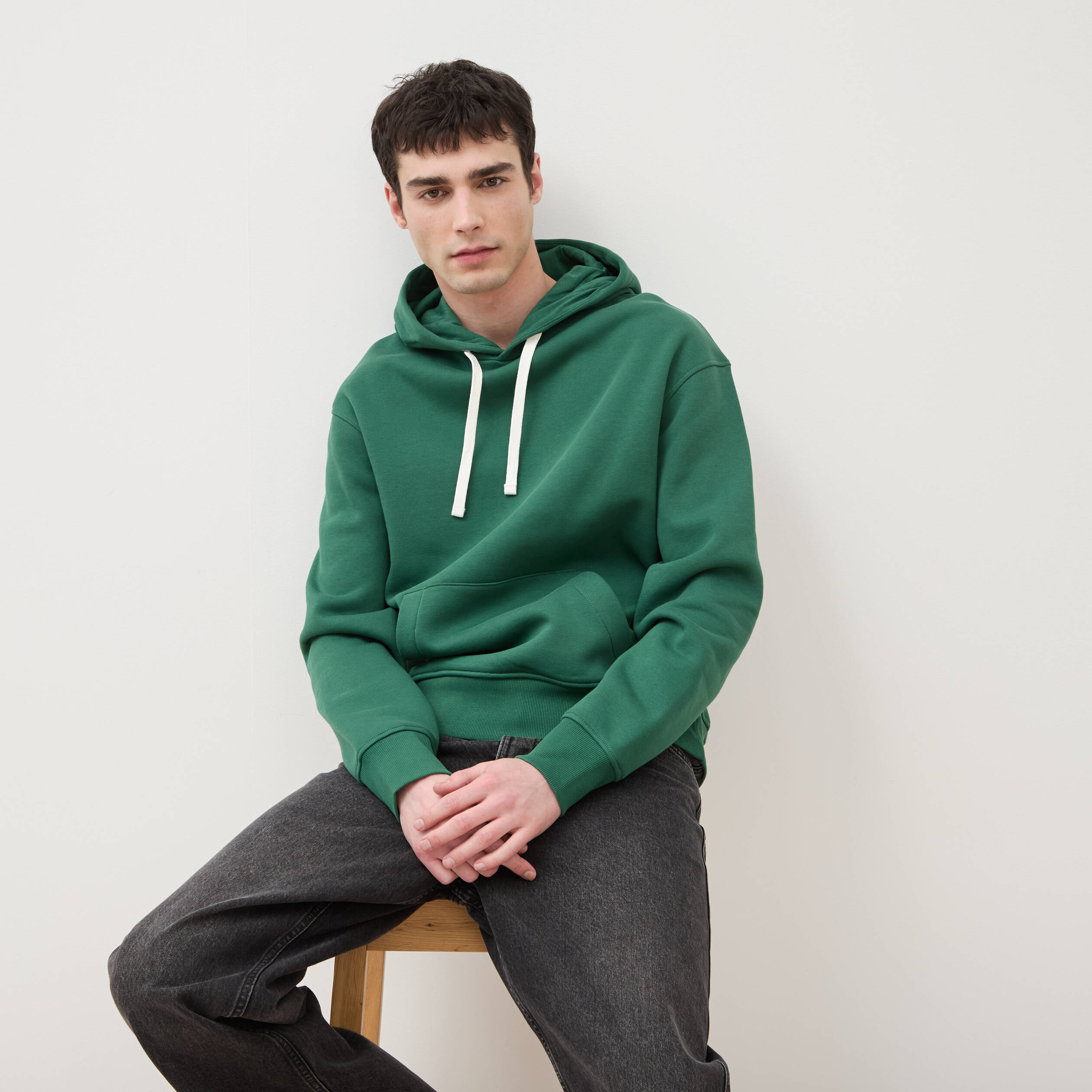 Sweat &agrave; capuche vert homme