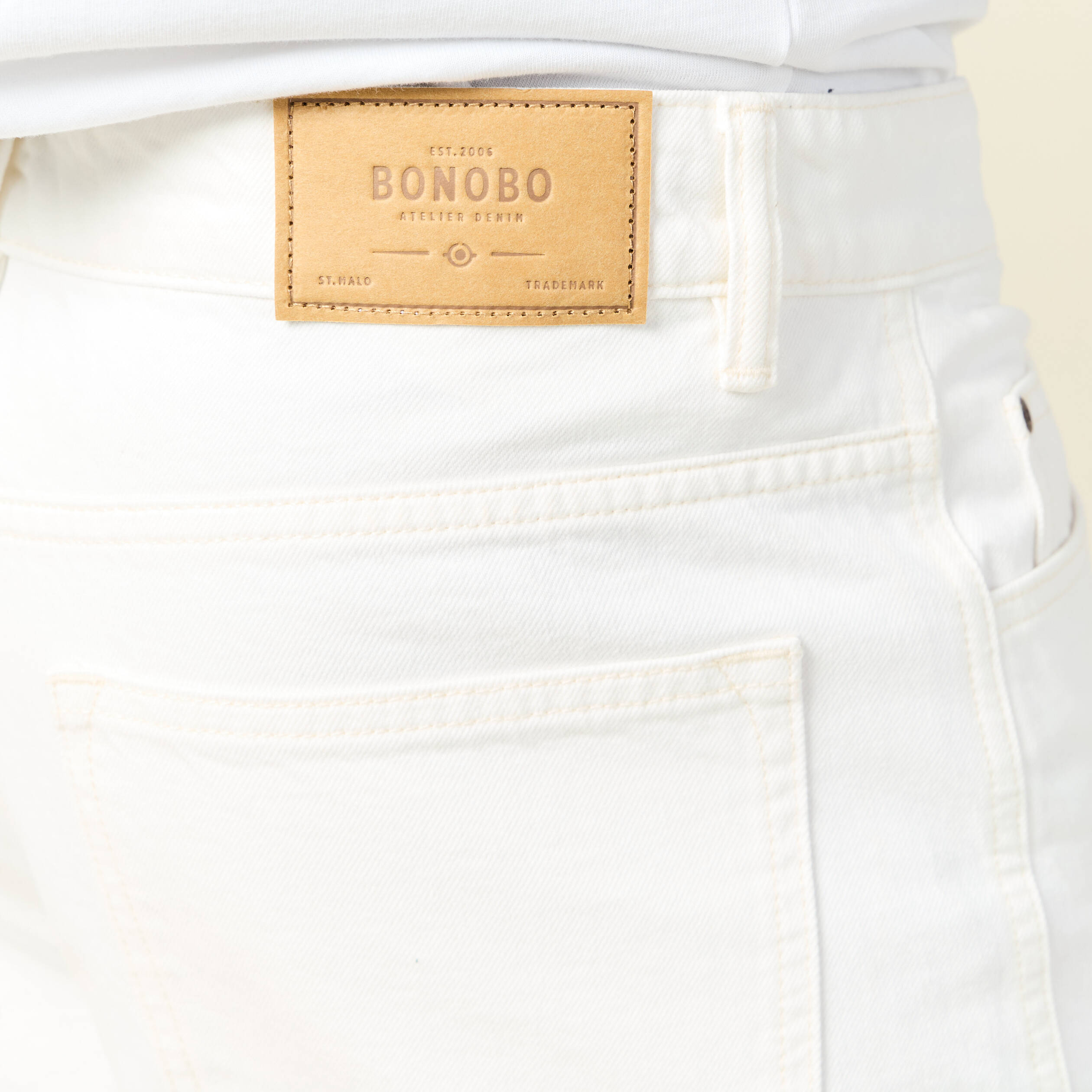 jeans loose 5 poches denim blanc homme Jeans loose 5 poches denim blanc homme