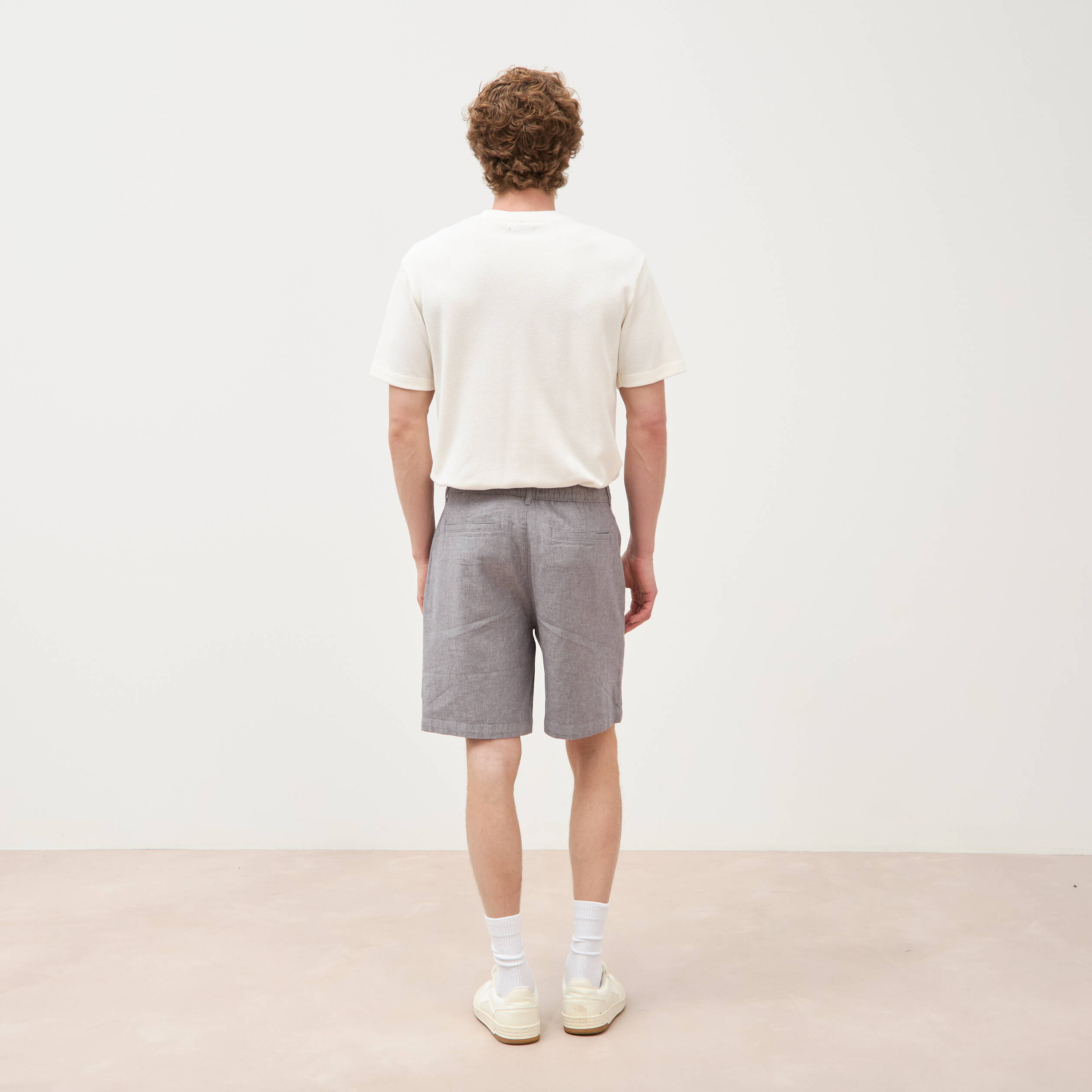 Bermuda gris fonc&eacute; homme