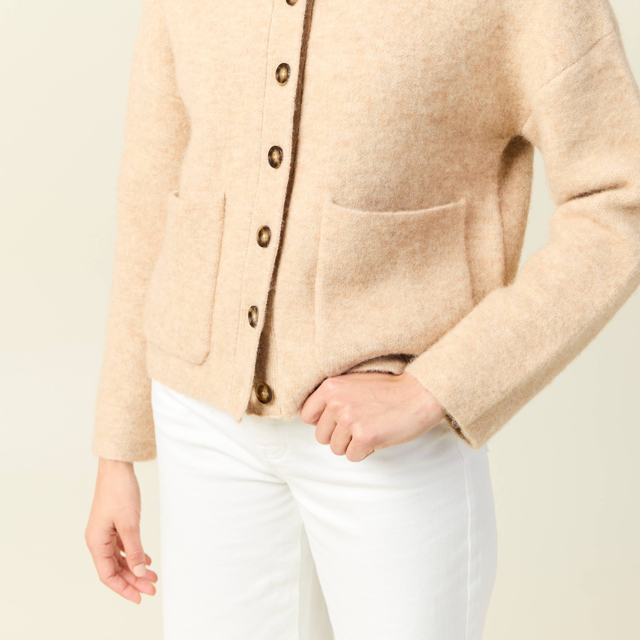 Veste manches longues col V creme femme