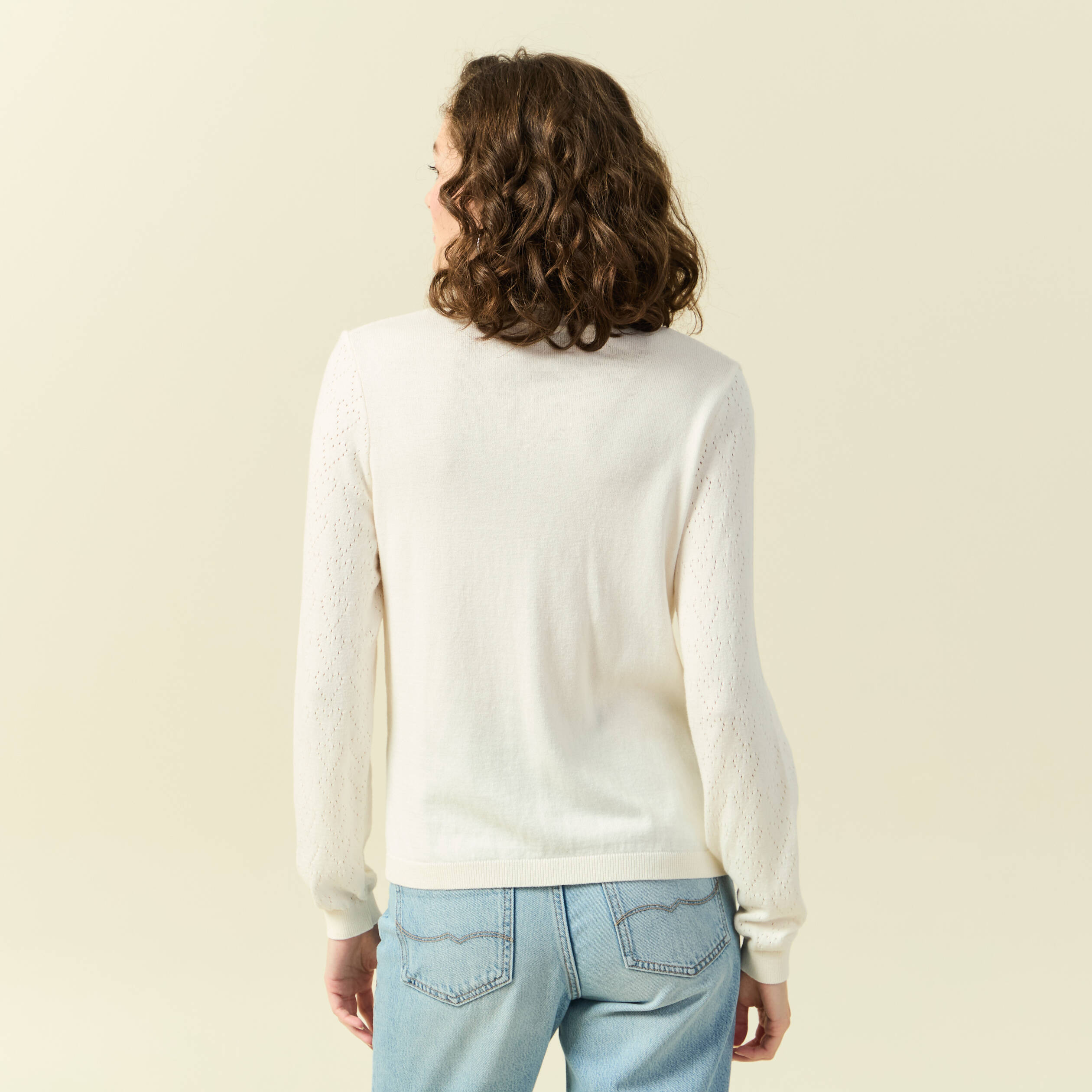 Pull ajour&eacute; manches longues en coton ecru femme