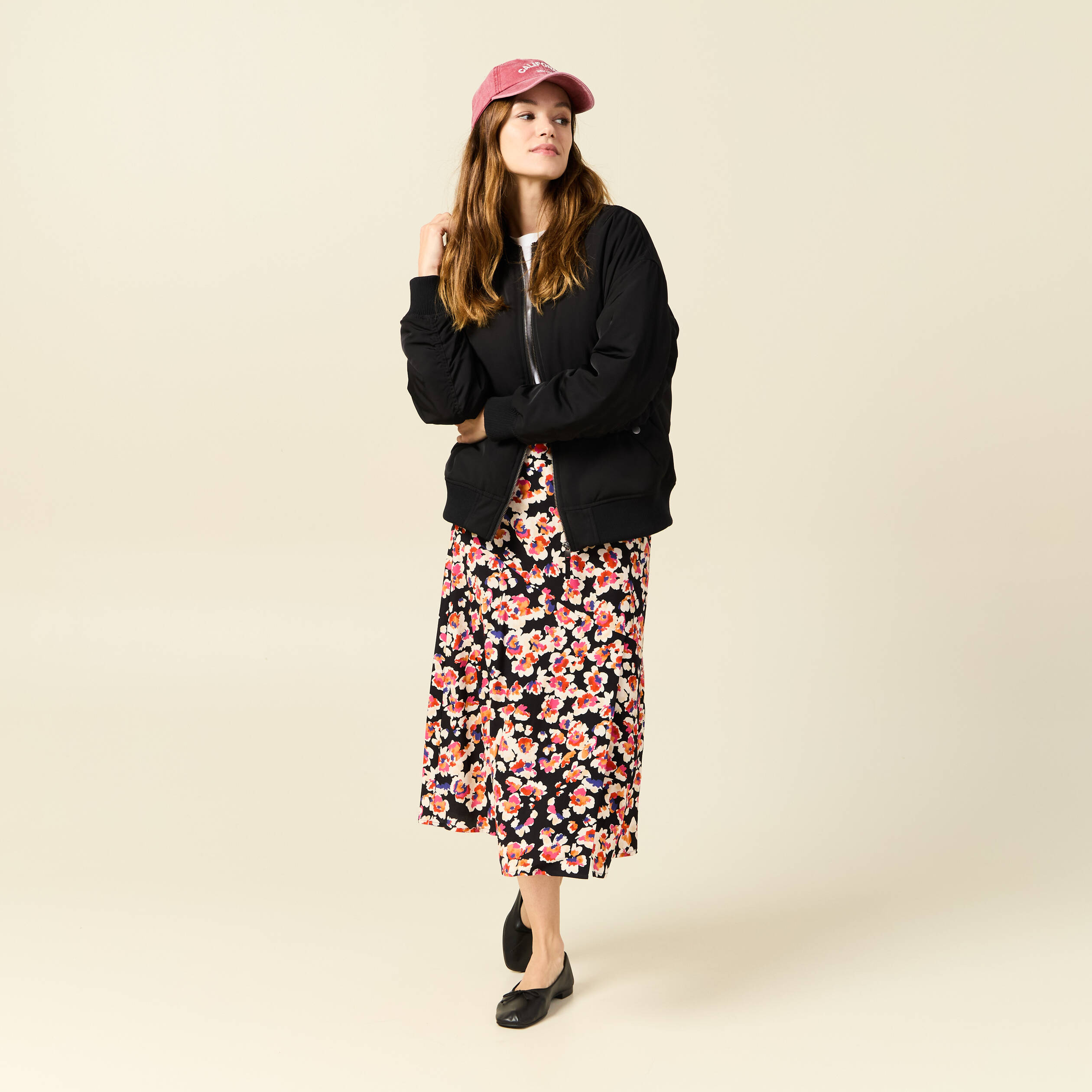jupe midi evasee fluide noir femme Jupe midi évasée fluide noir femme