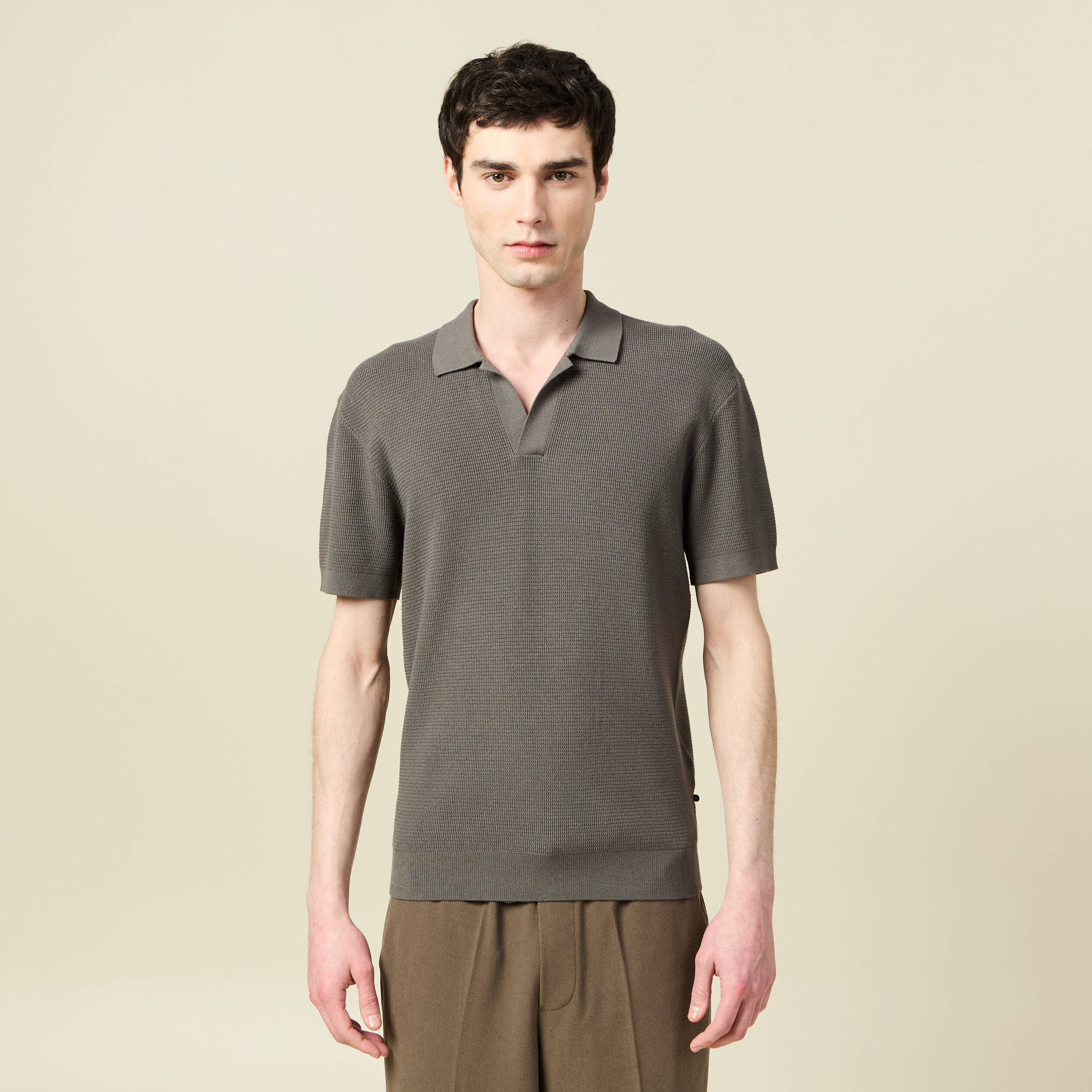 Polo cintr&eacute; manches courtes vert fonc&eacute; homme