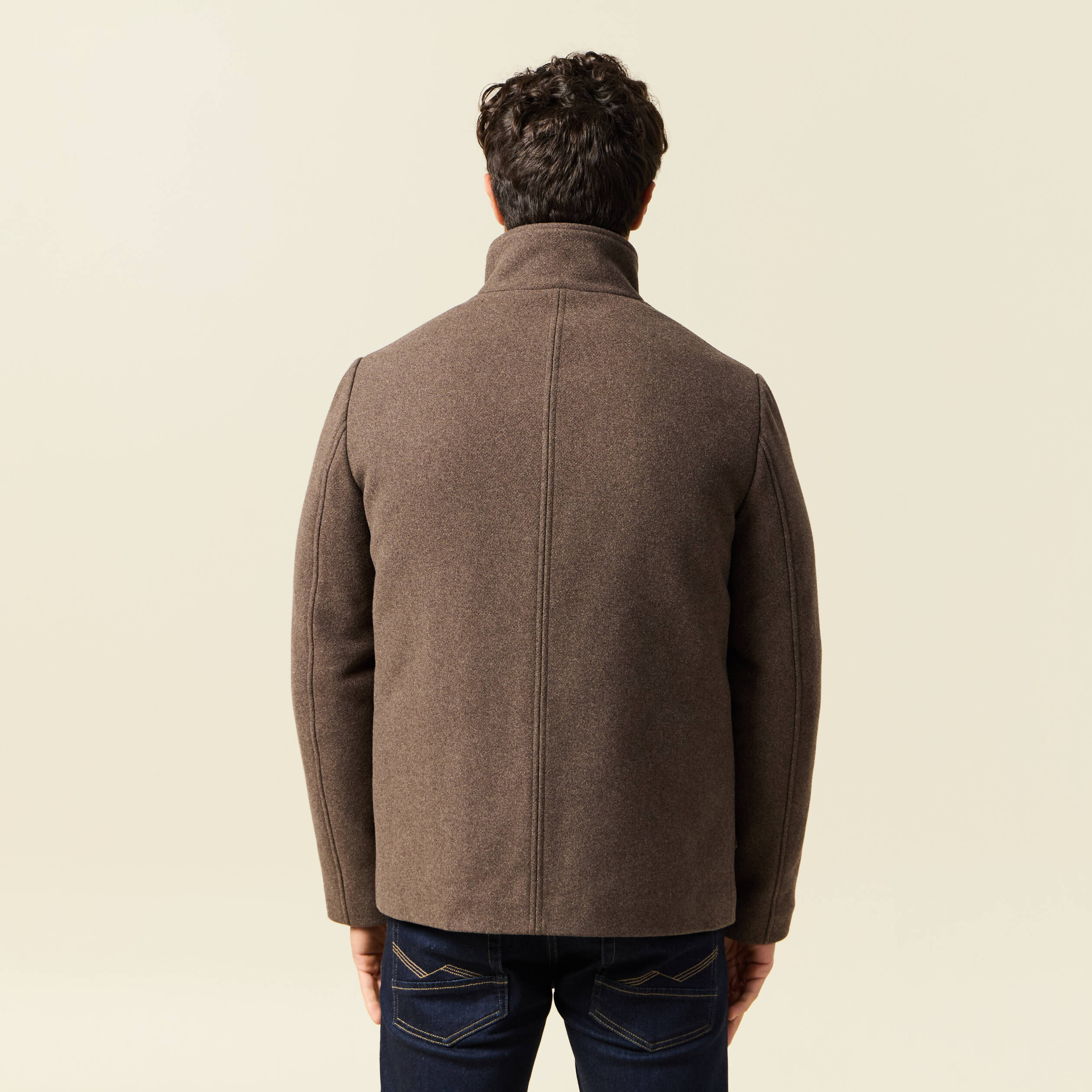 Manteau droit court col montant taupe homme