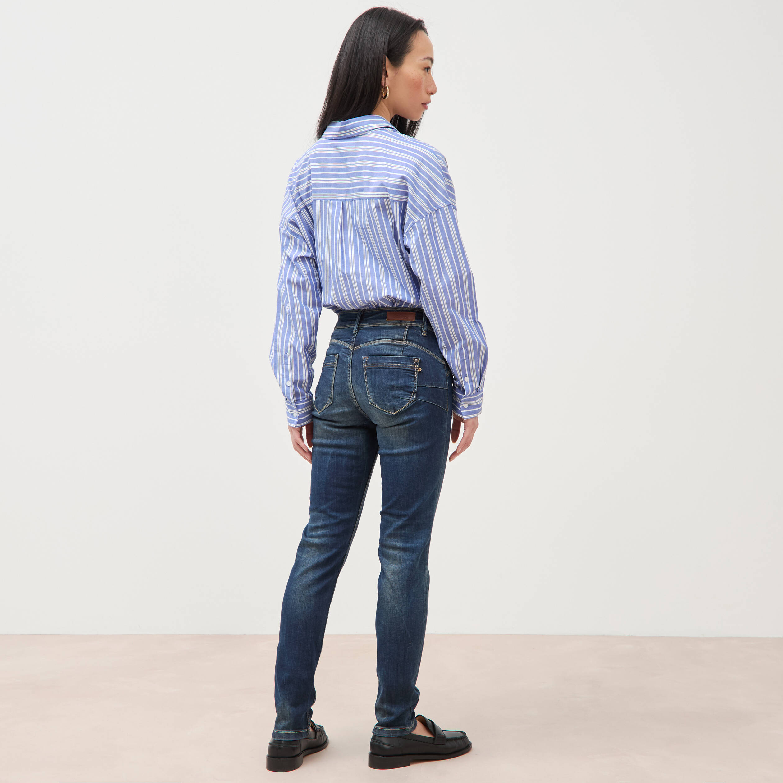 Jeans skinny push up 7/8&egrave;me denim brut femme