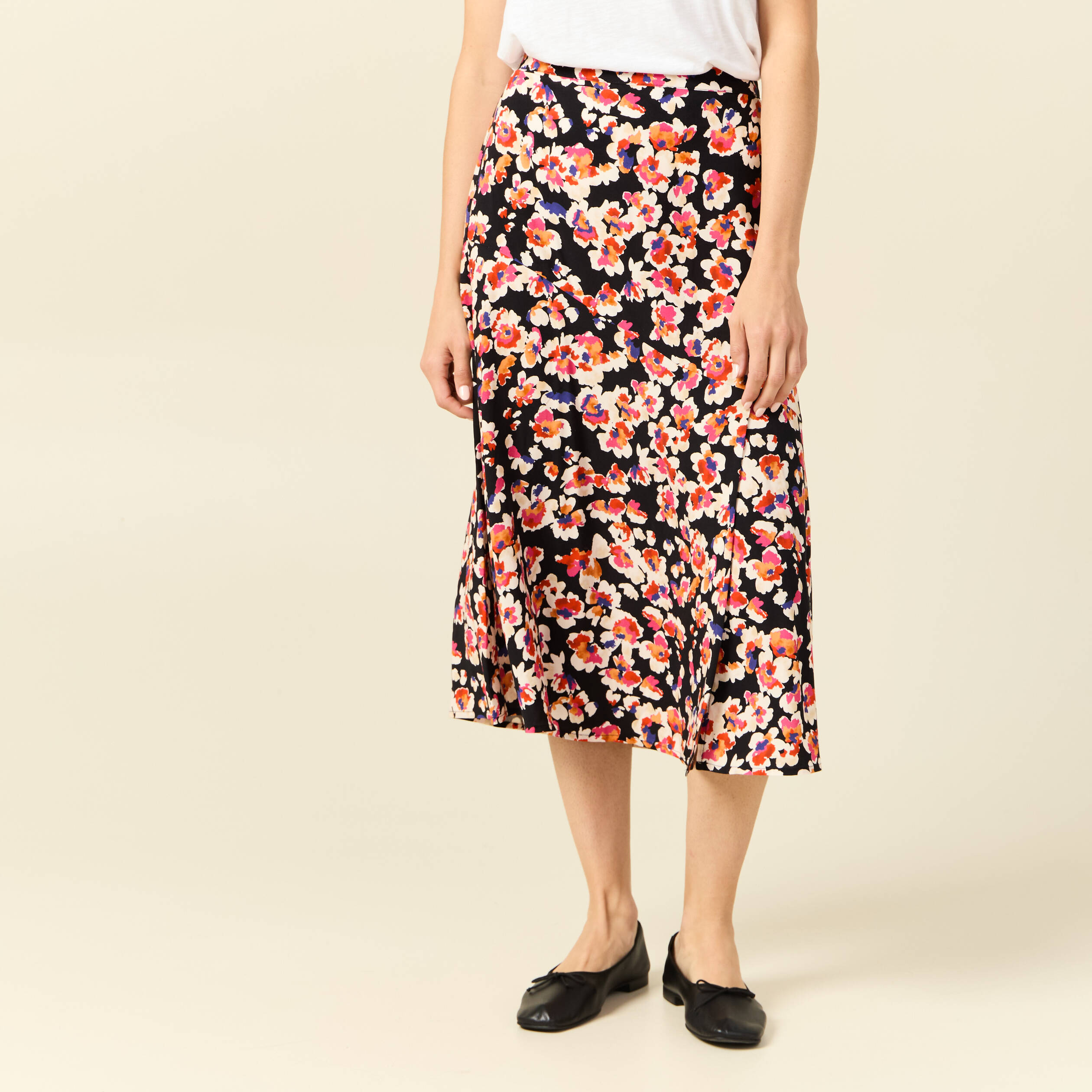 jupe midi evasee fluide noir femme Jupe midi évasée fluide noir femme