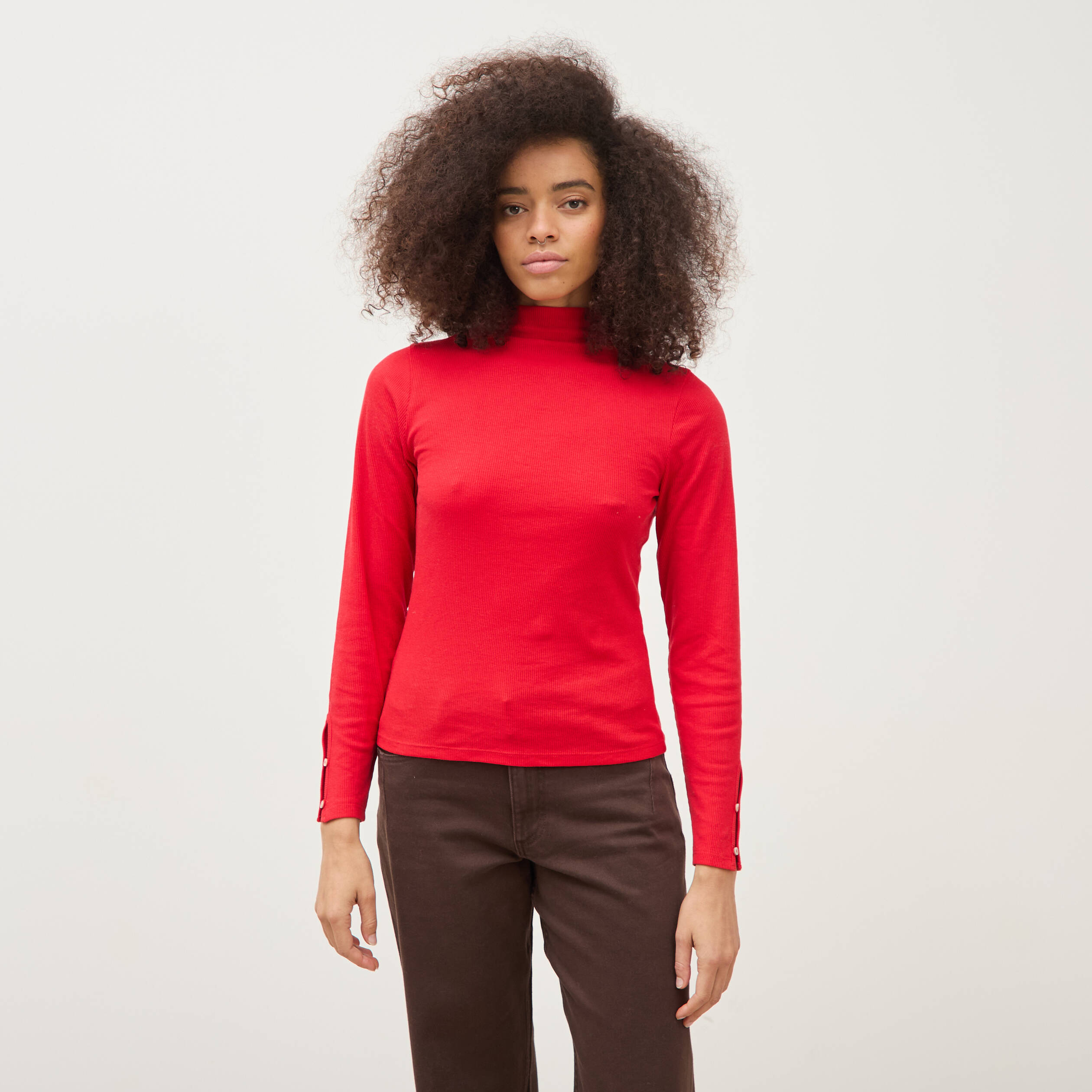 T-shirt cintr&eacute; manches longues rouge femme
