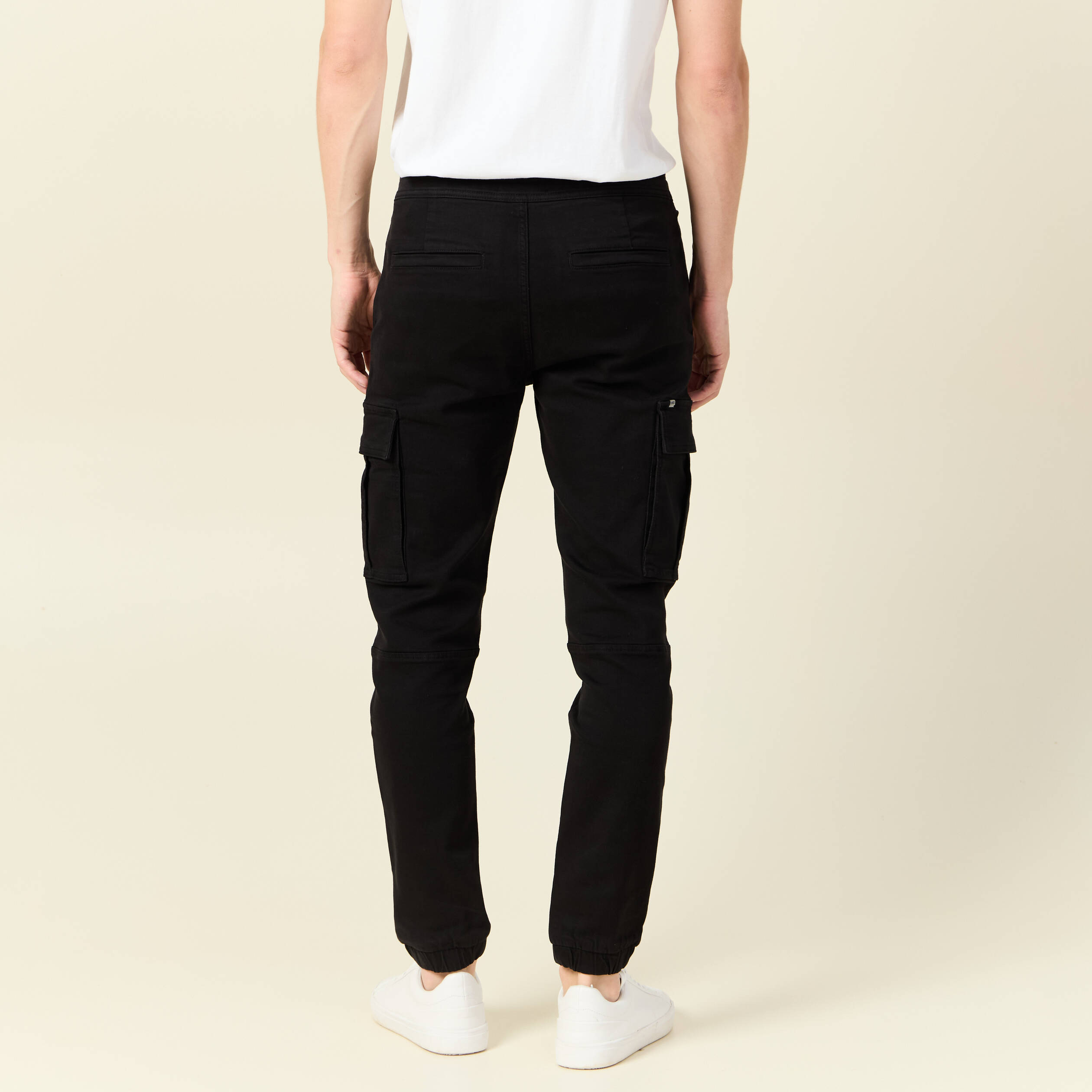 Pantalon battle bas resserré noir homme