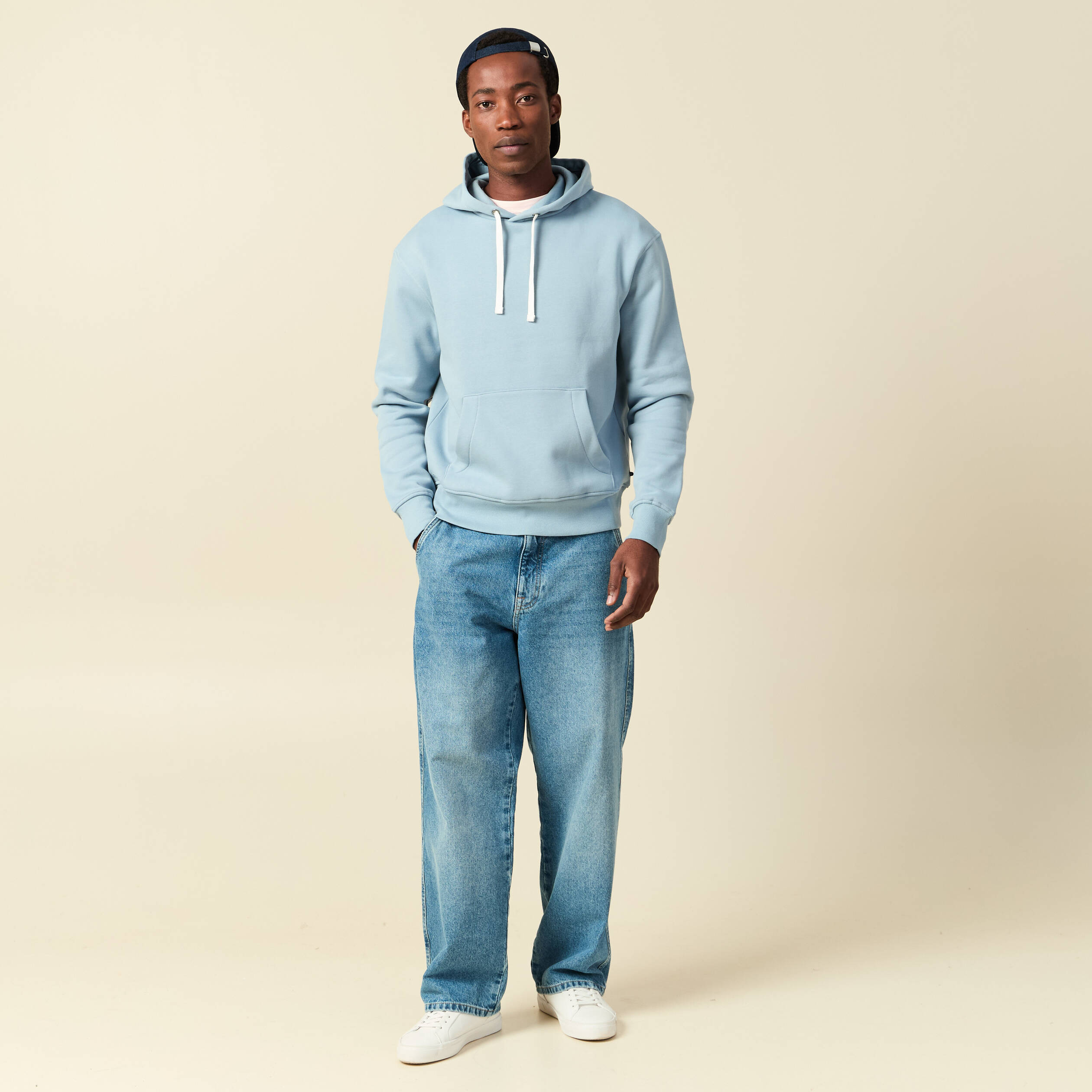 Sweat &agrave; capuche bleu clair homme