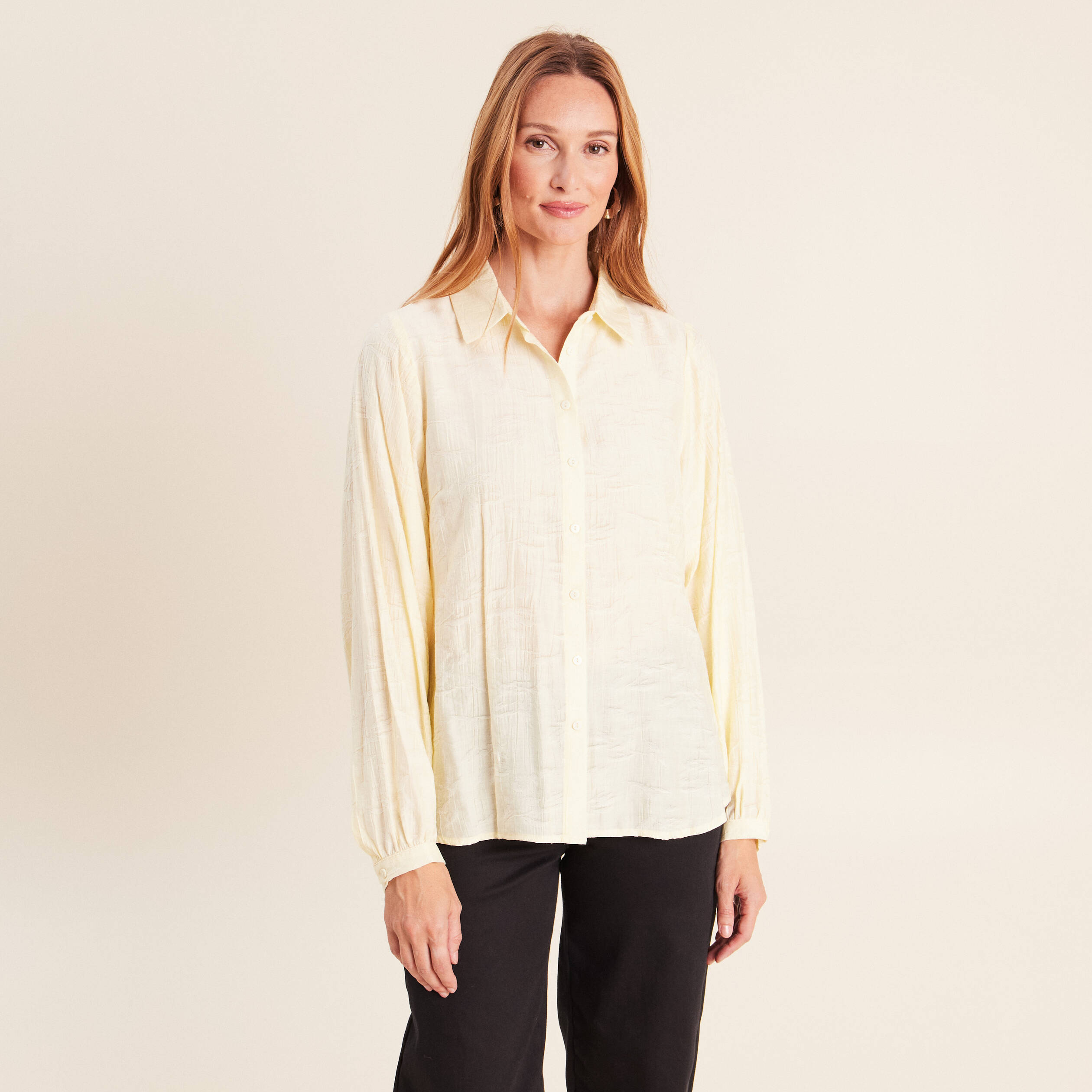 Chemise fluide manches longues jaune pastel femme