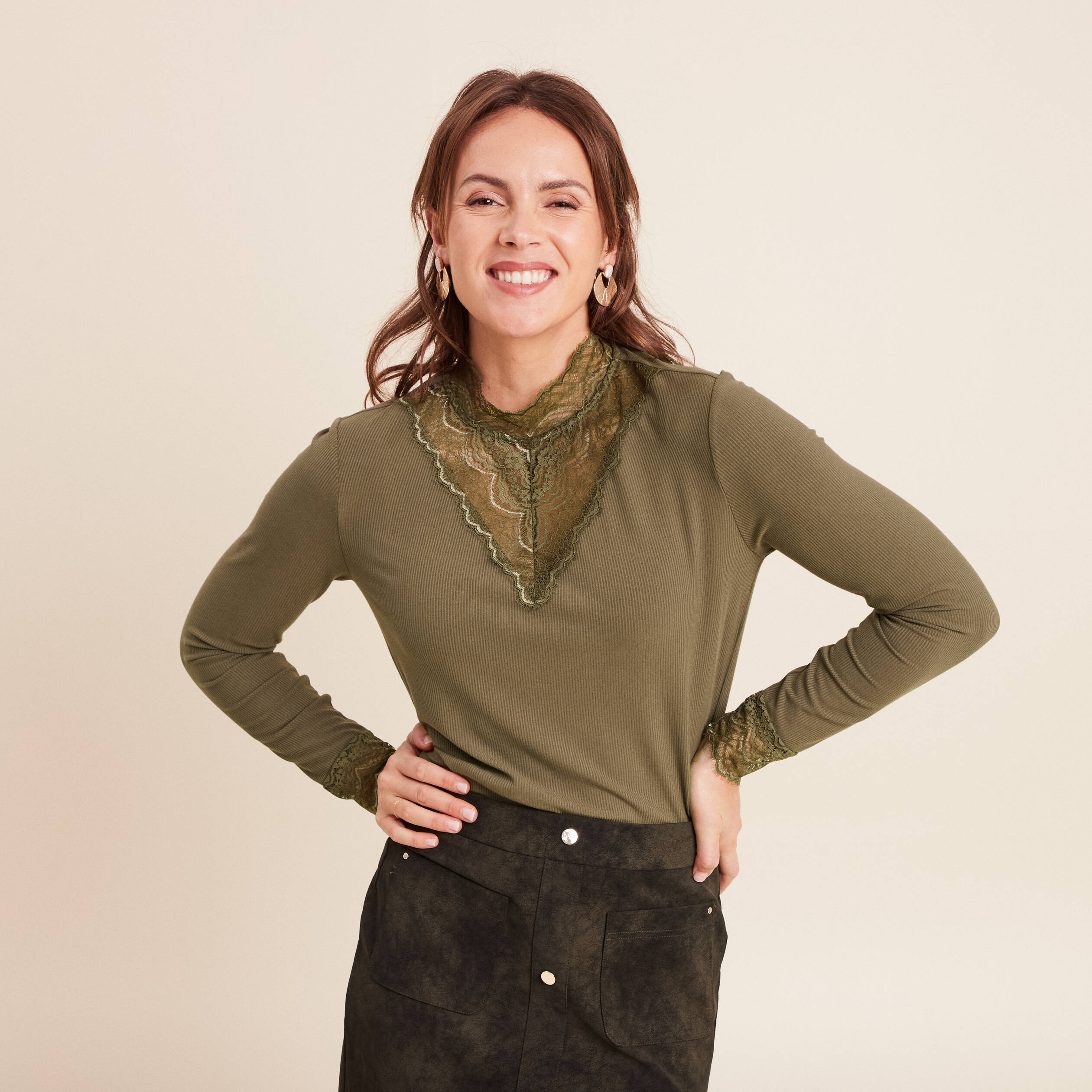 Top à manches longues en jersey - Vert olive - FEMME | H&M FR