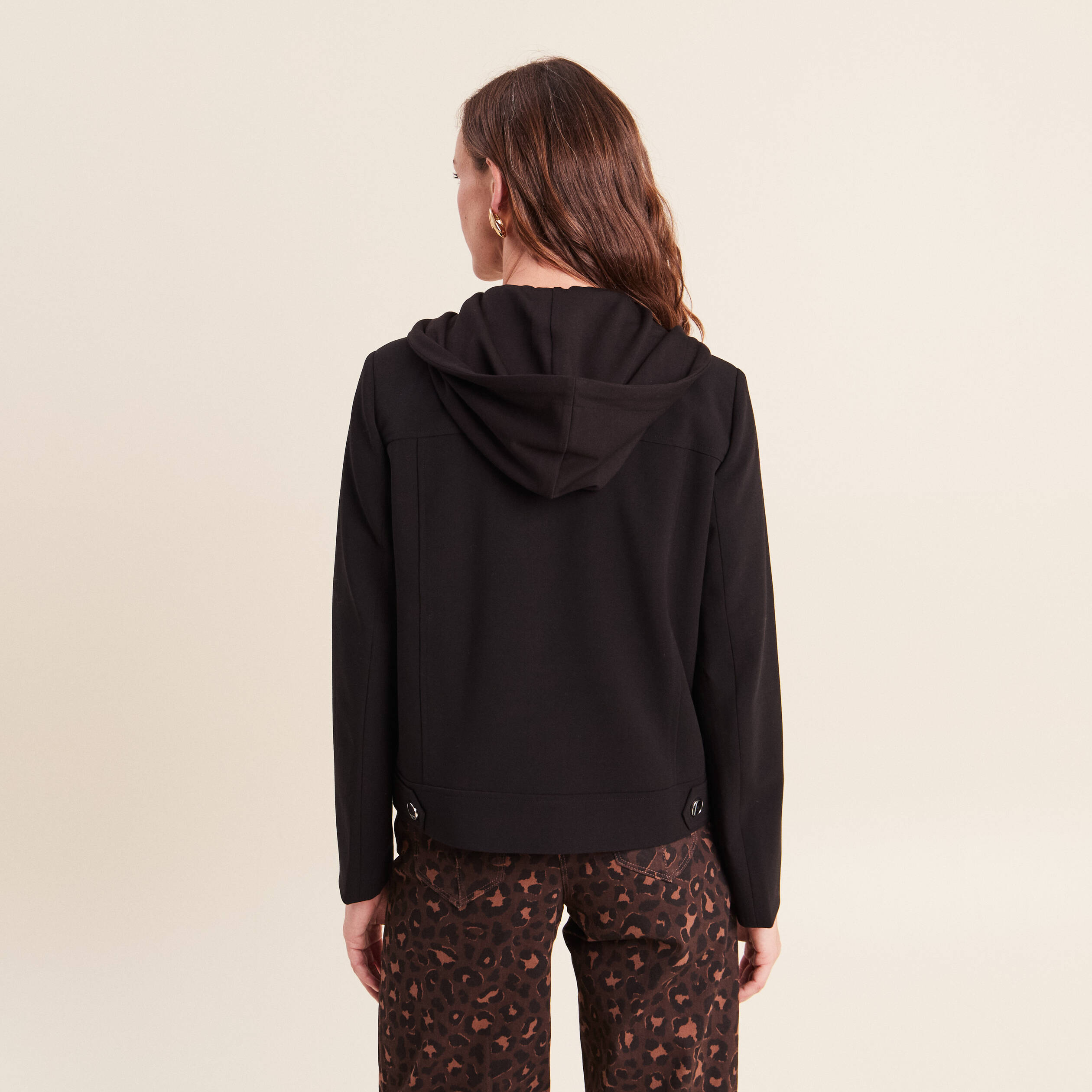 veste cintr&eacute;e doubl&eacute;e avec capuche noir femme