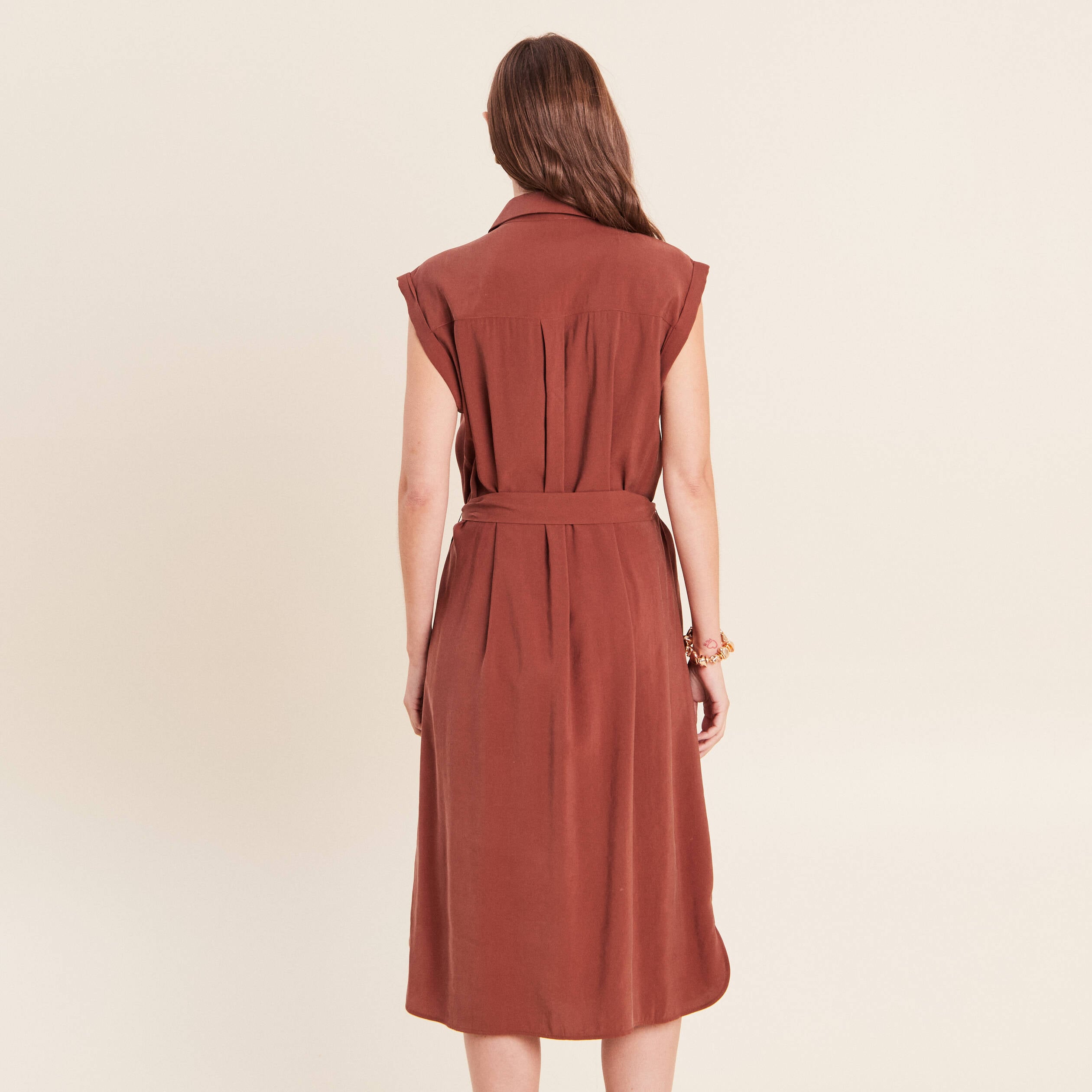 Robe droite col chemise manches courtes marron femme