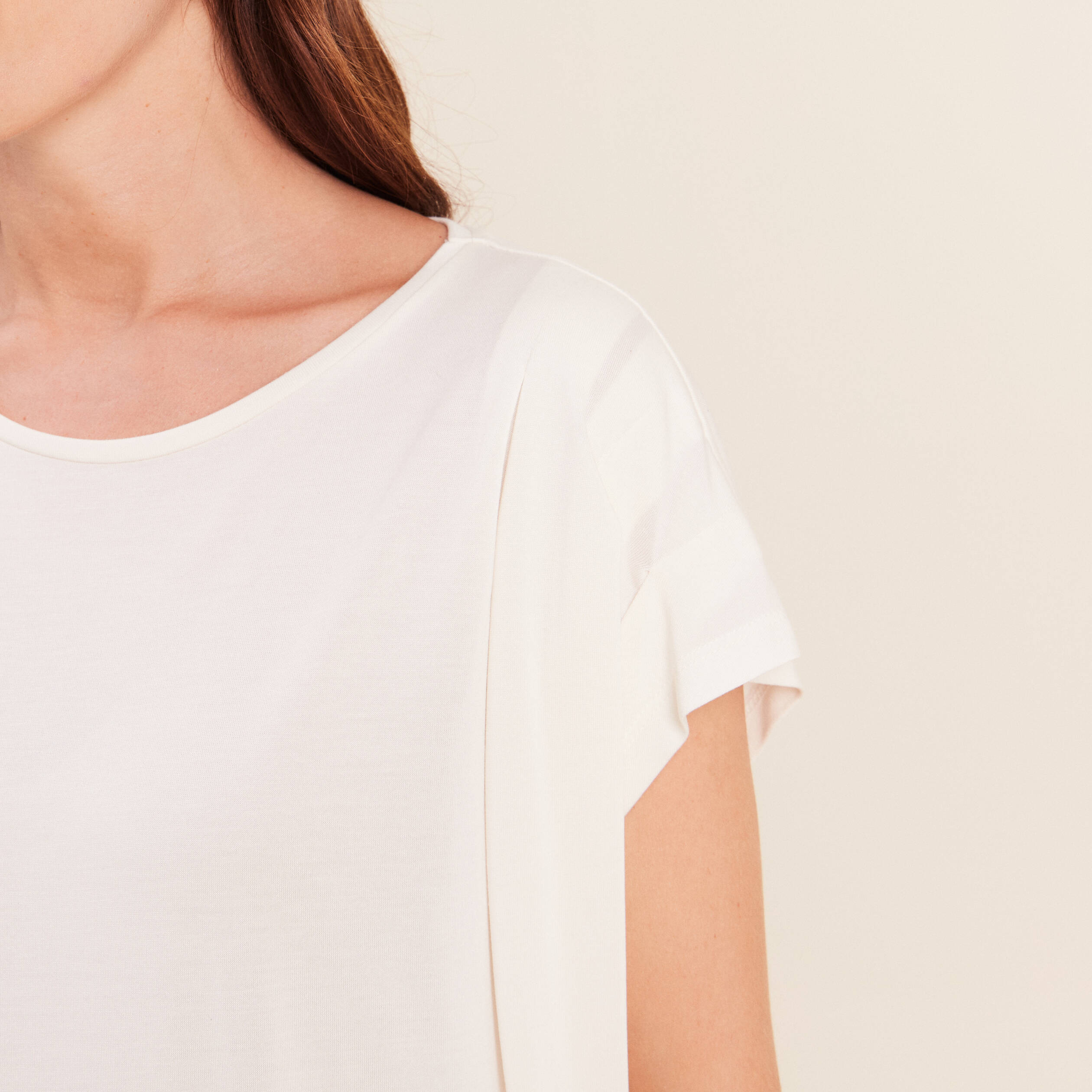 T-shirt droit col rond manches courtes ecru femme