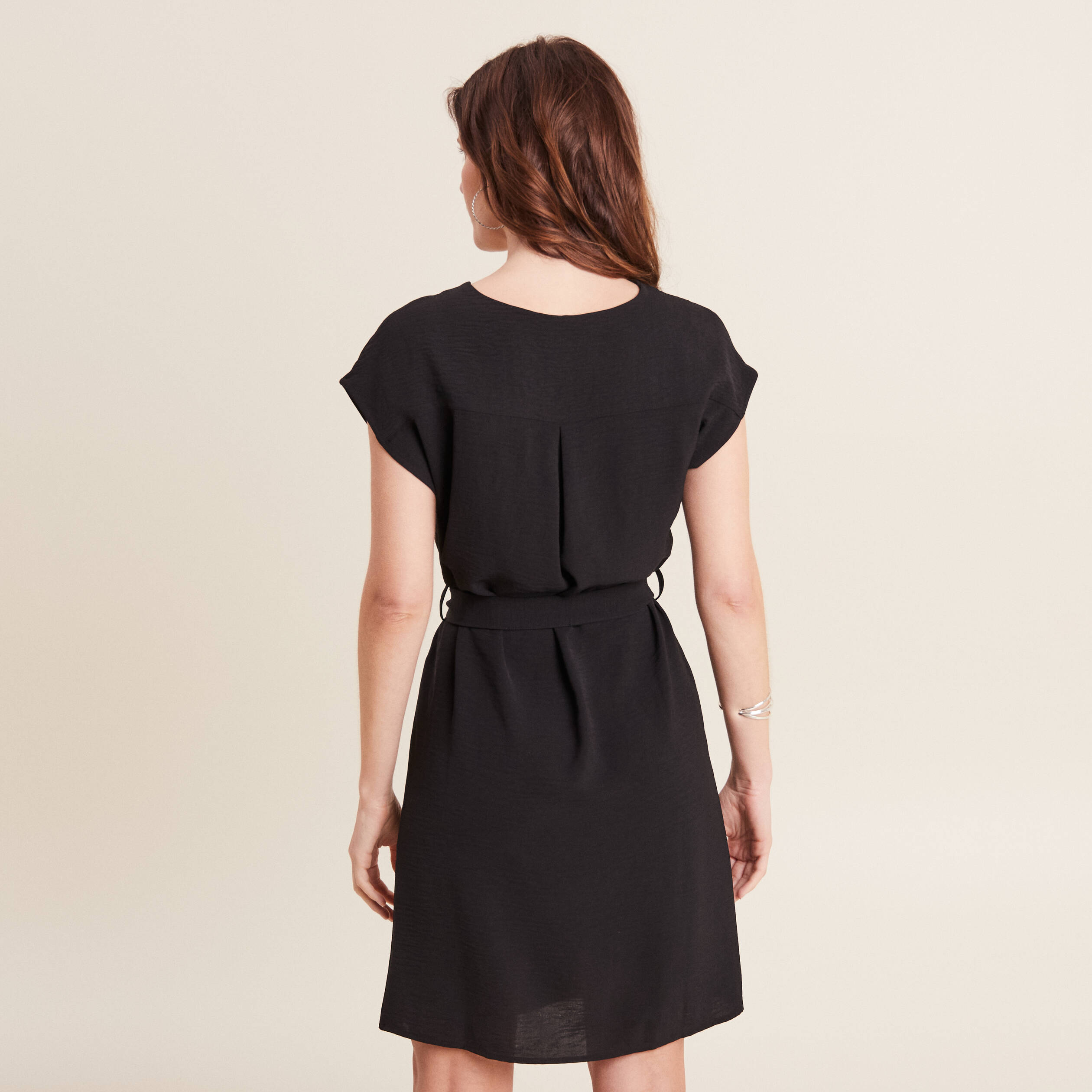 robe droite col en v noir femme Robe droite col en V noir femme