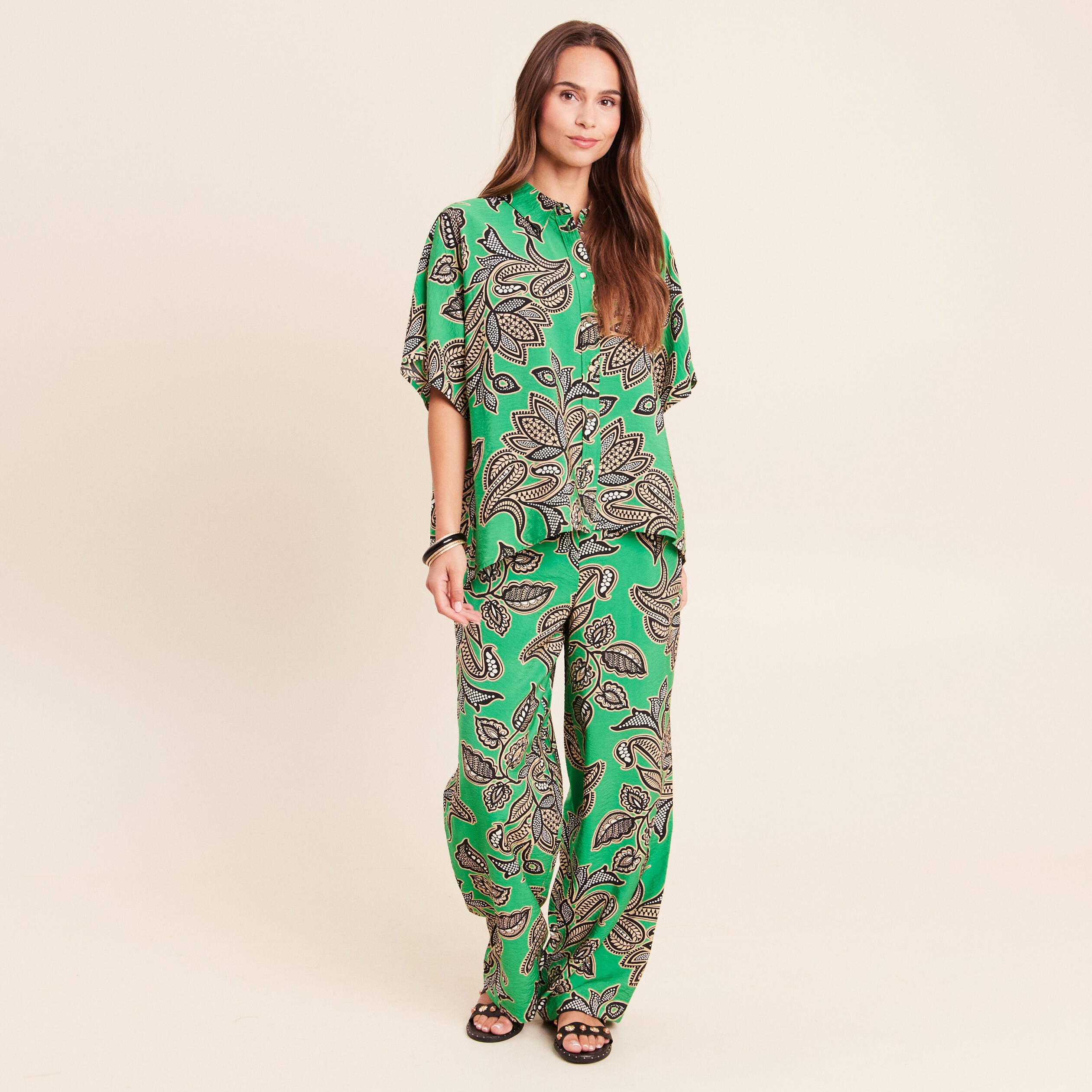 Chemise ample manches courtes fluide vert femme