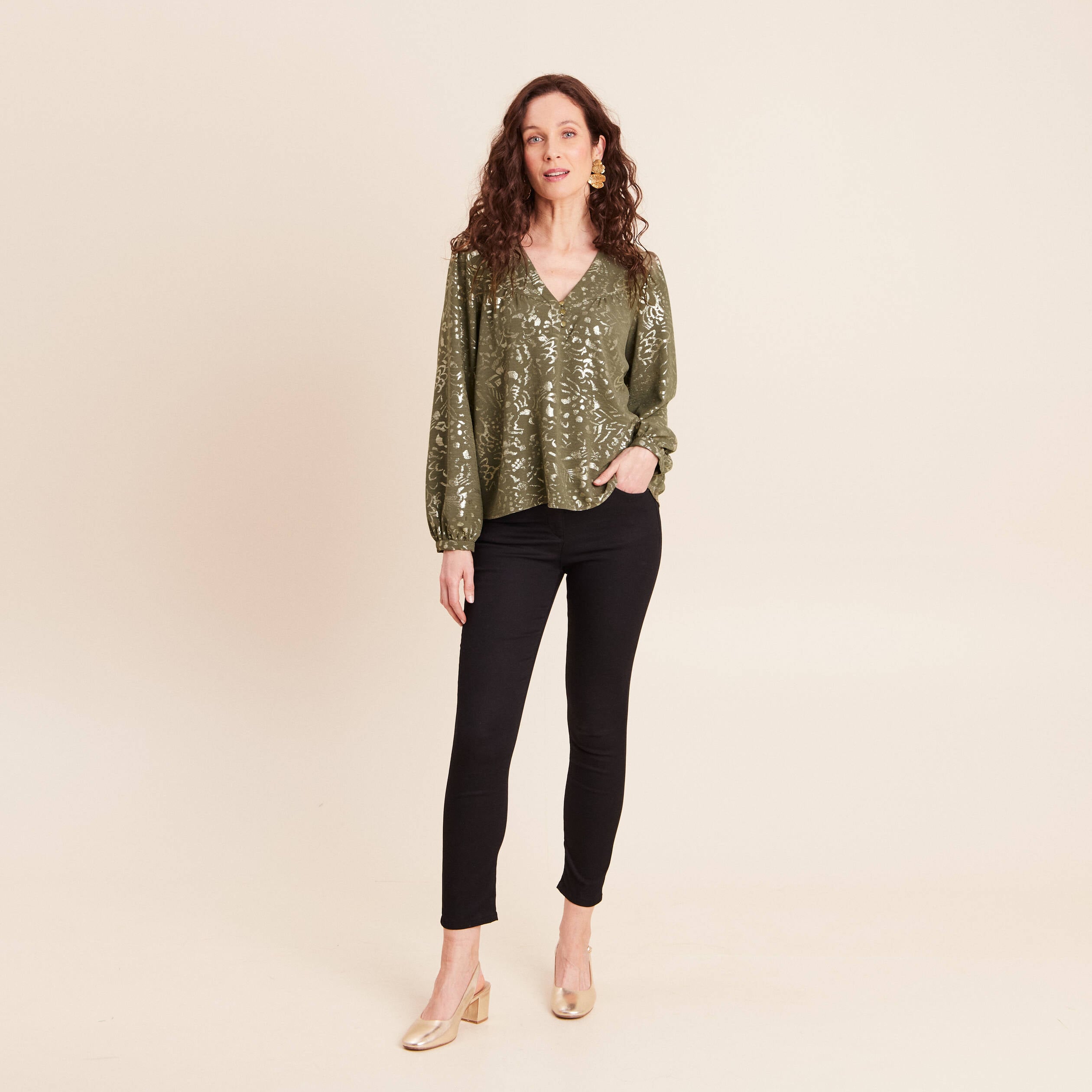 Blouse ample col v manches longues vert kaki femme