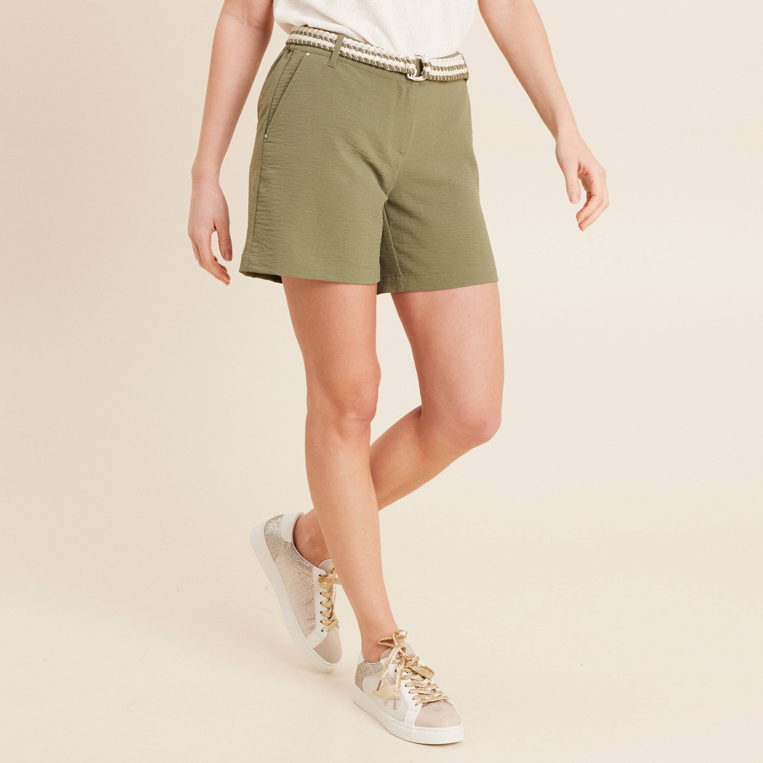 short fluide taille basse vert kaki femme Short fluide taille basse vert kaki femme