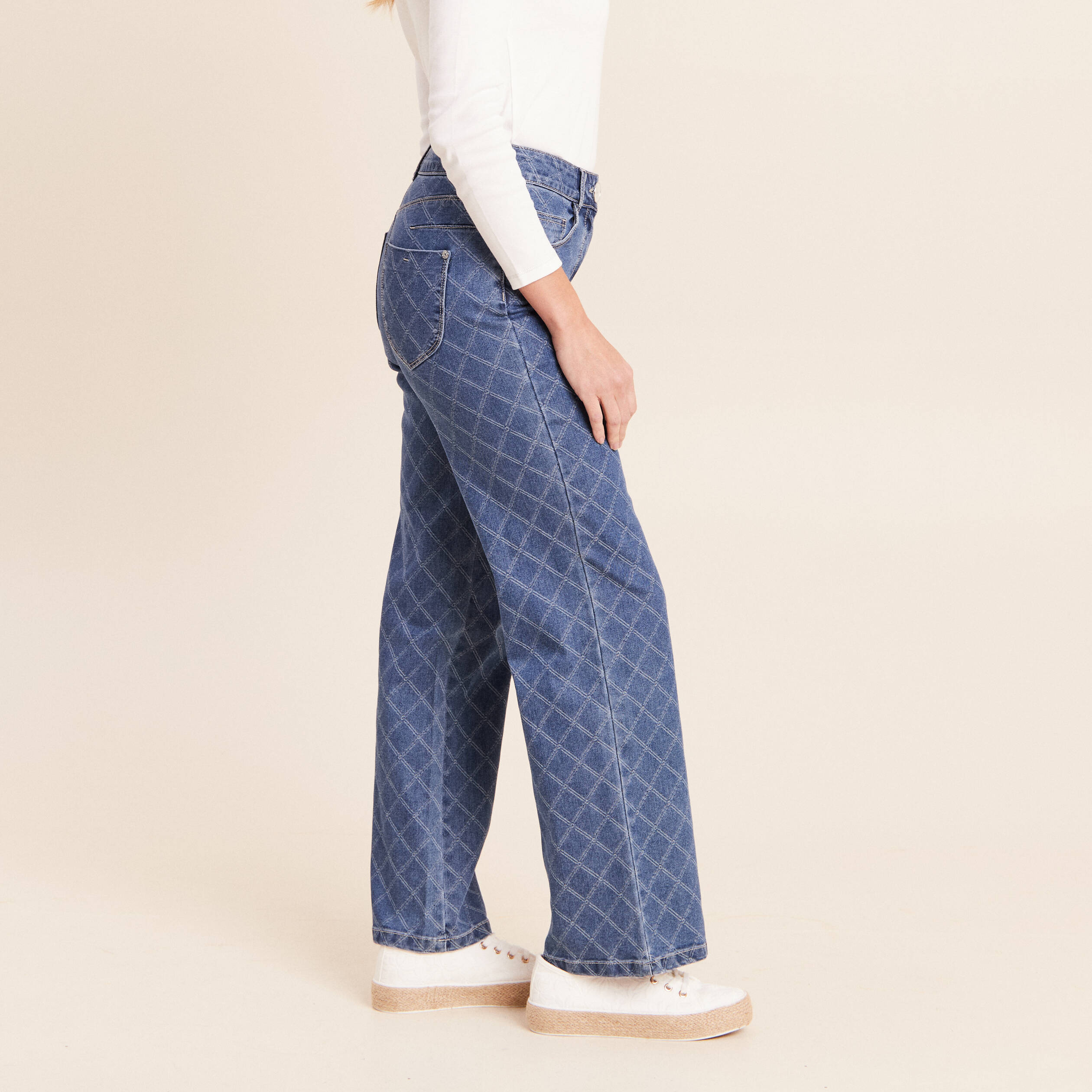 Jean coupe droite jacquard denim stone femme