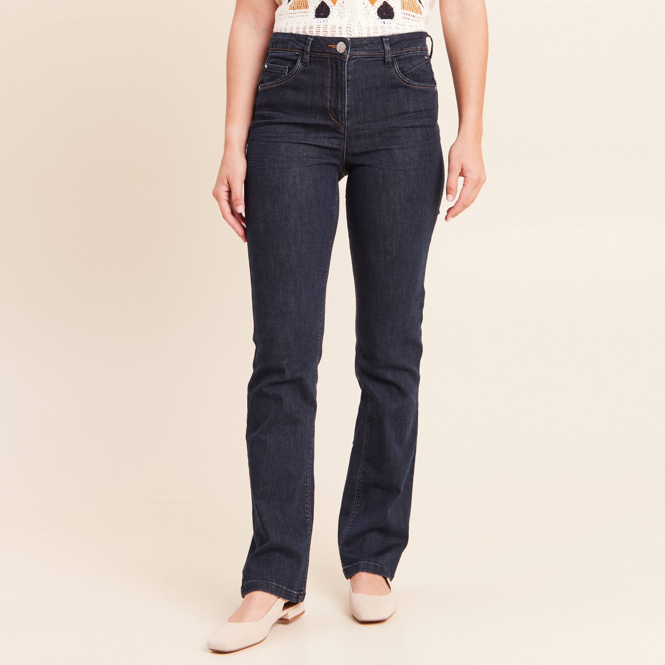 Jean coupe droite taille haute denim brut femme