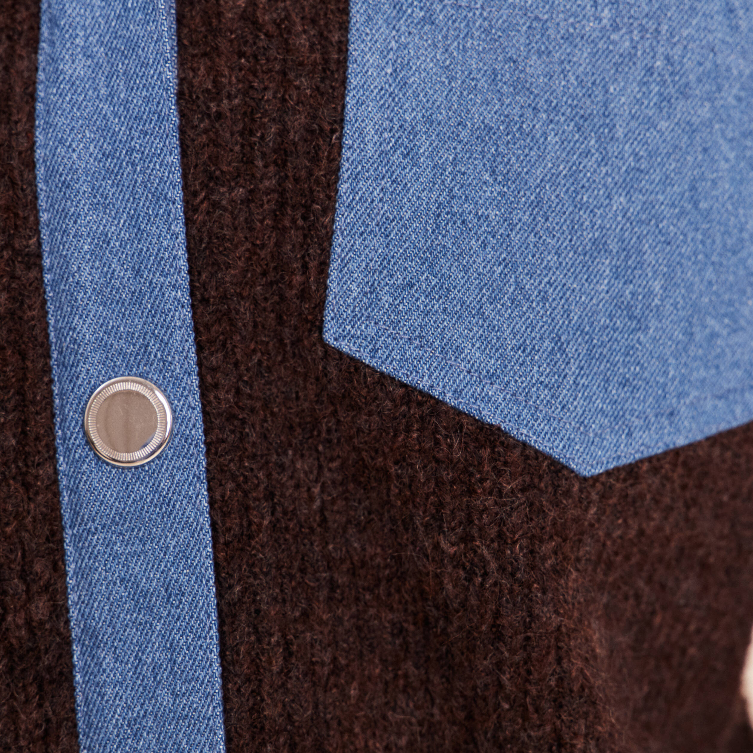 Gilet col chemise manches longues marron fonc&eacute; femme