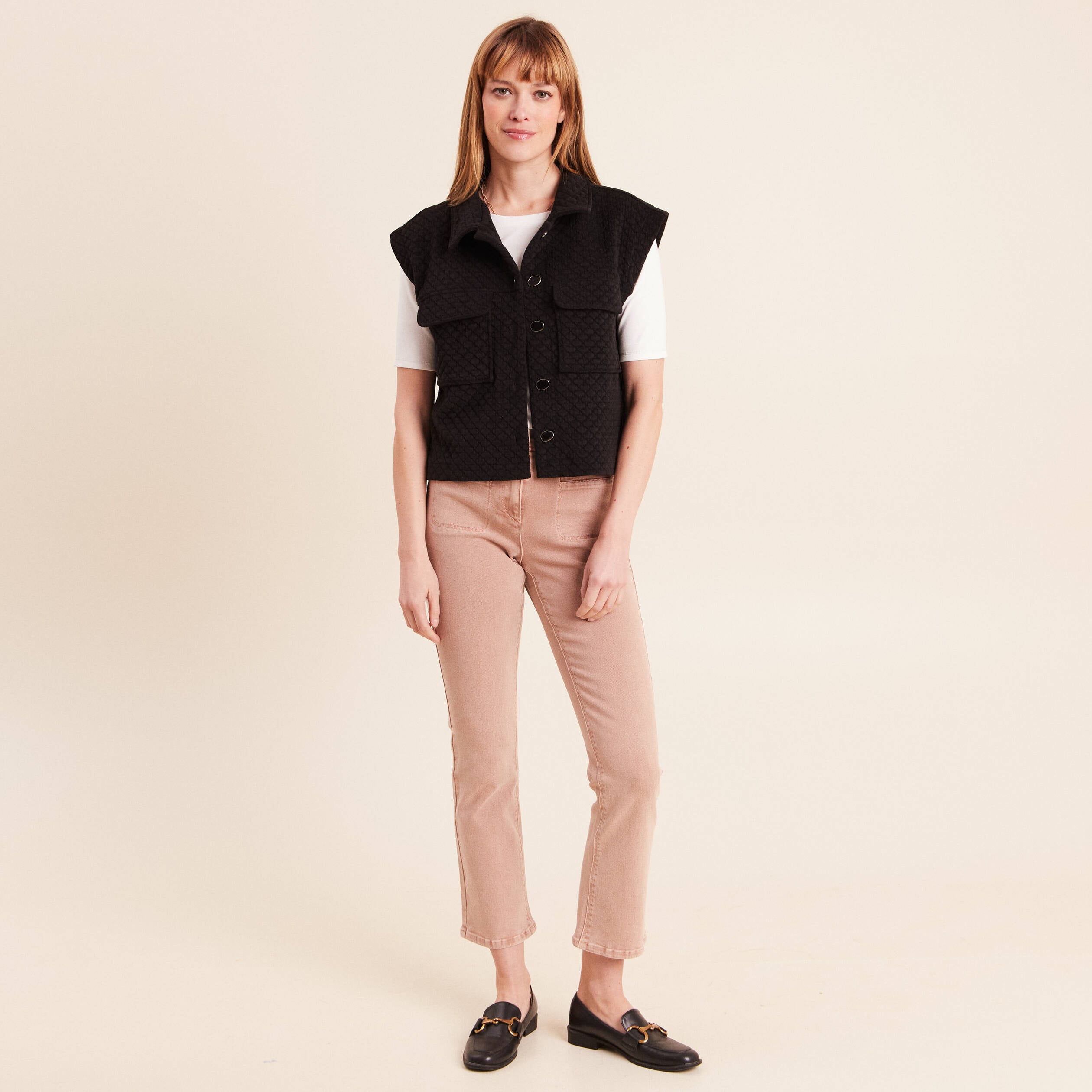 Veste courte droite sans manches noir femme