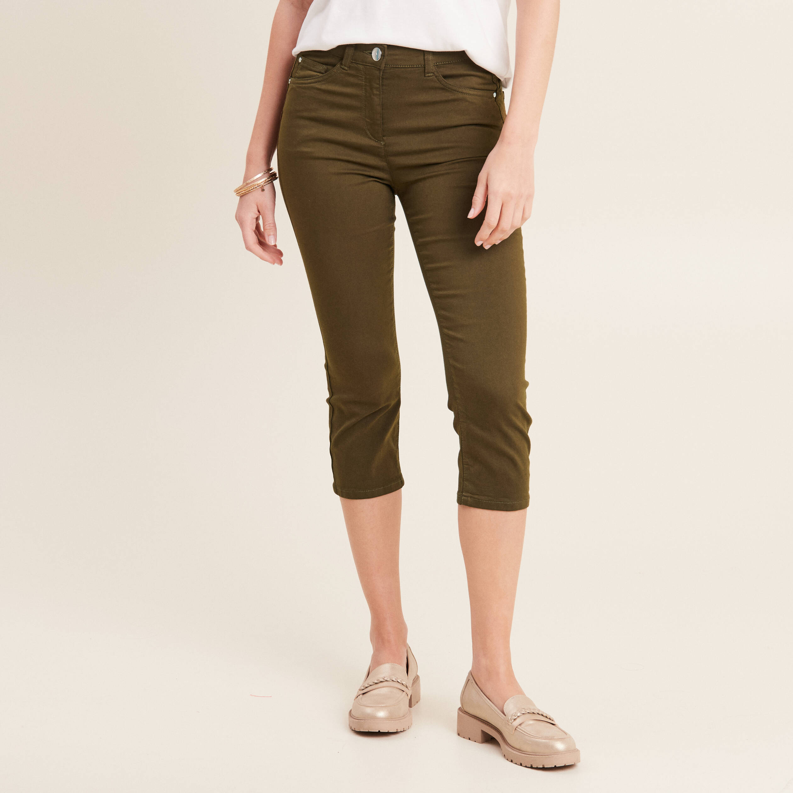 pantacourt droit taille standard vert kaki femme Pantacourt droit taille standard vert kaki femme
