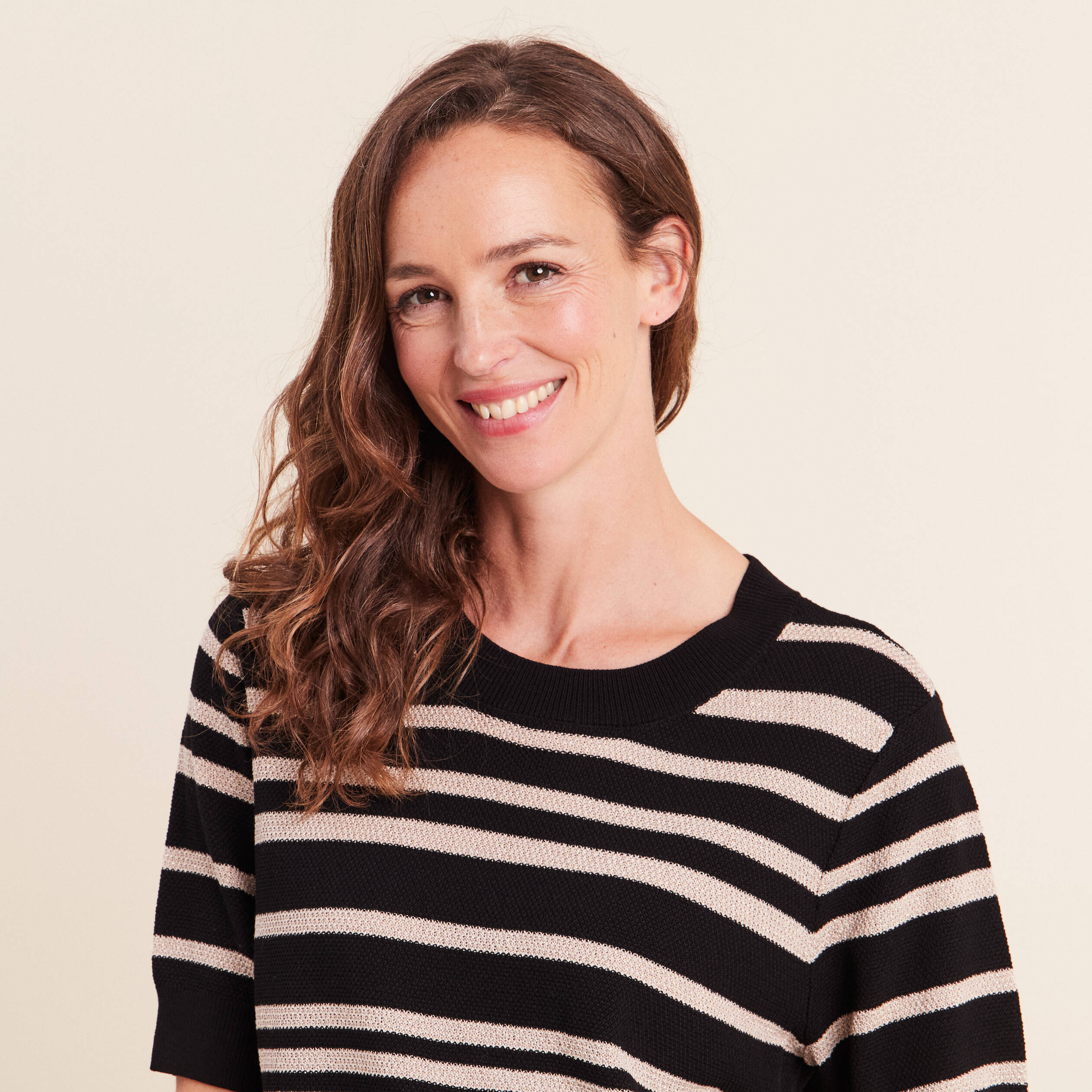 Pull noir femme