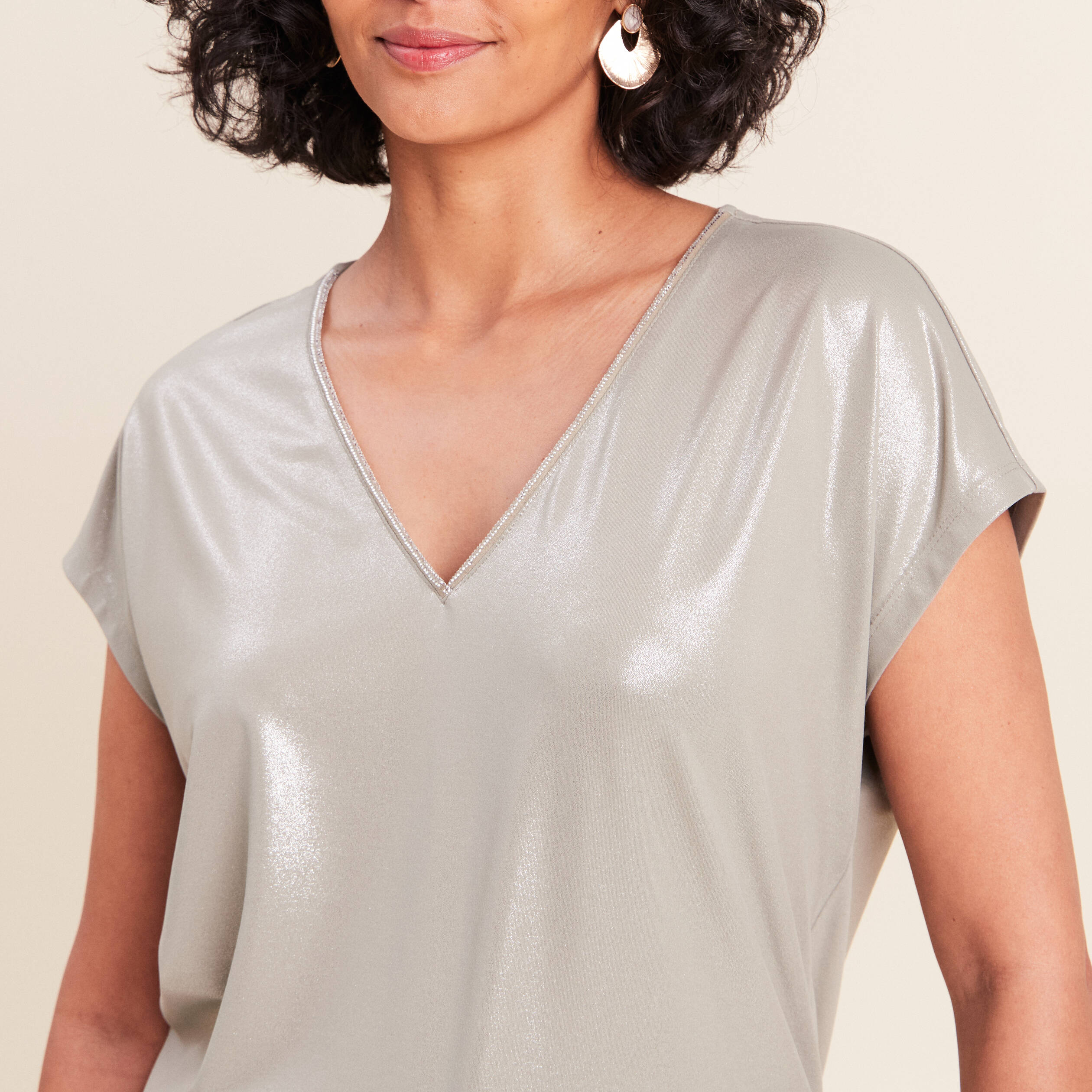 T-shirt col V manches courtes vert clair femme