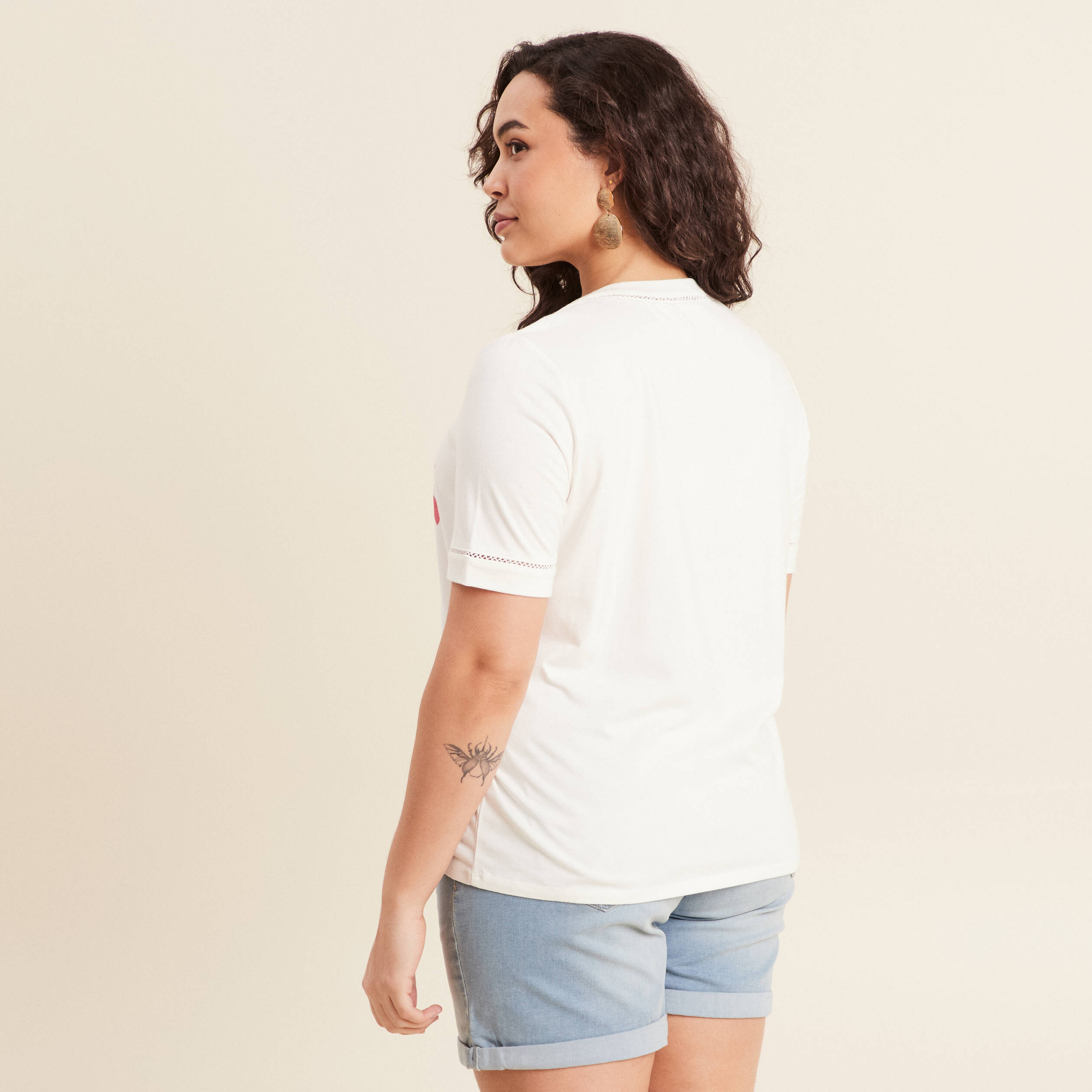t shirt manches courtes ecru femme T-shirt manches courtes ecru femme
