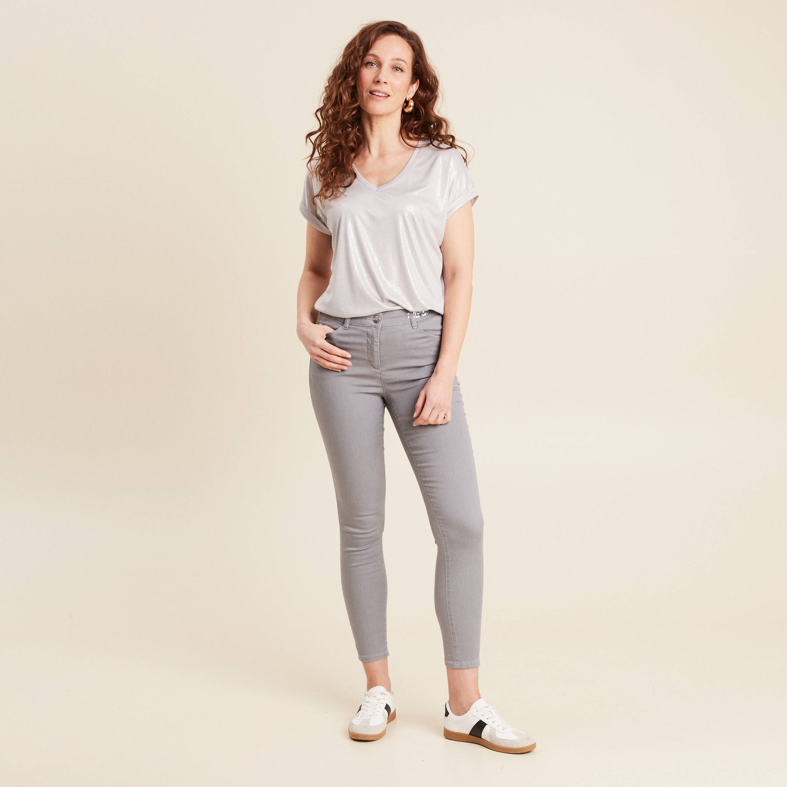 pantalon ajuste sequins denim gris clair femme Pantalon ajusté sequins denim gris clair femme