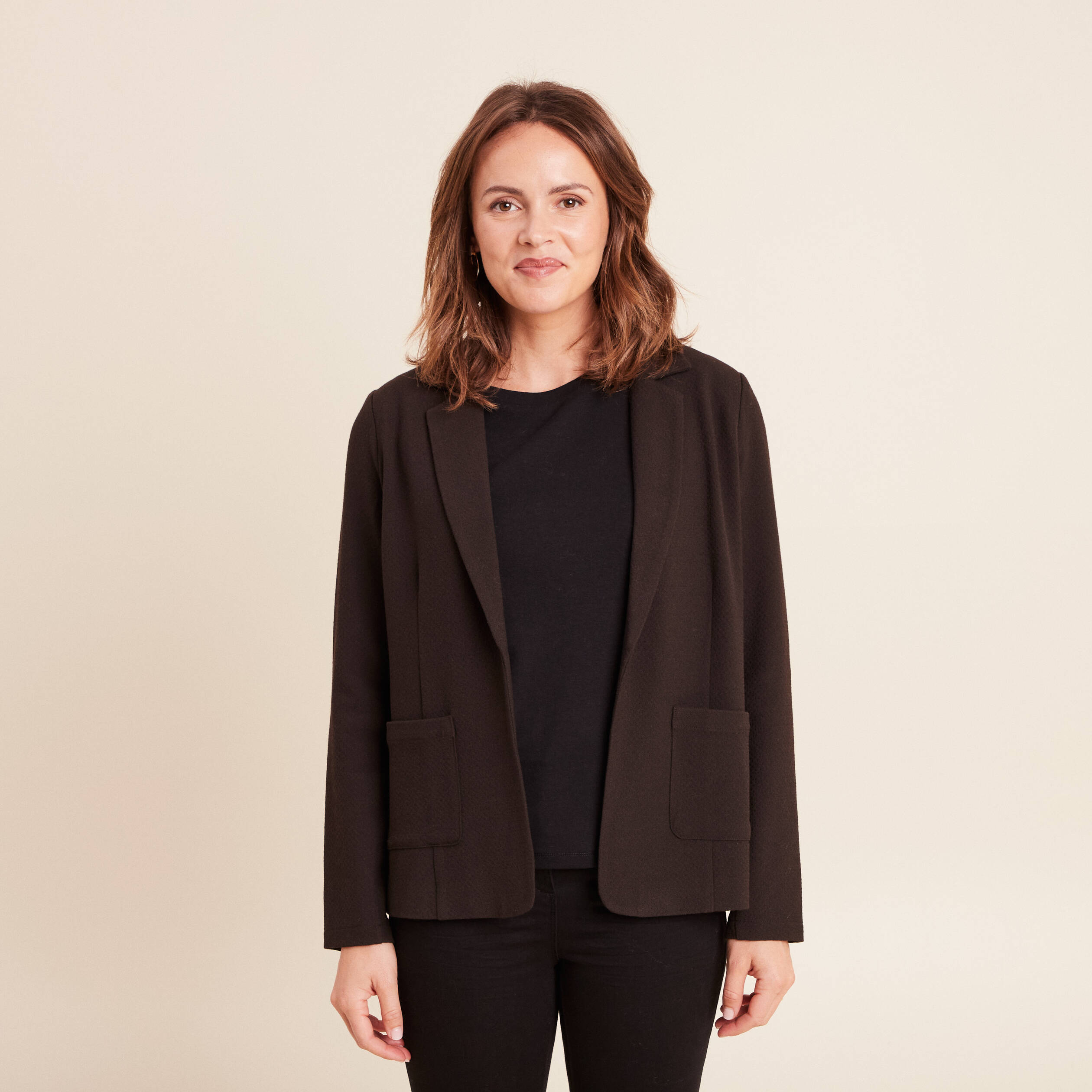 Veste tailleur cintr&eacute;e marron fonc&eacute; femme
