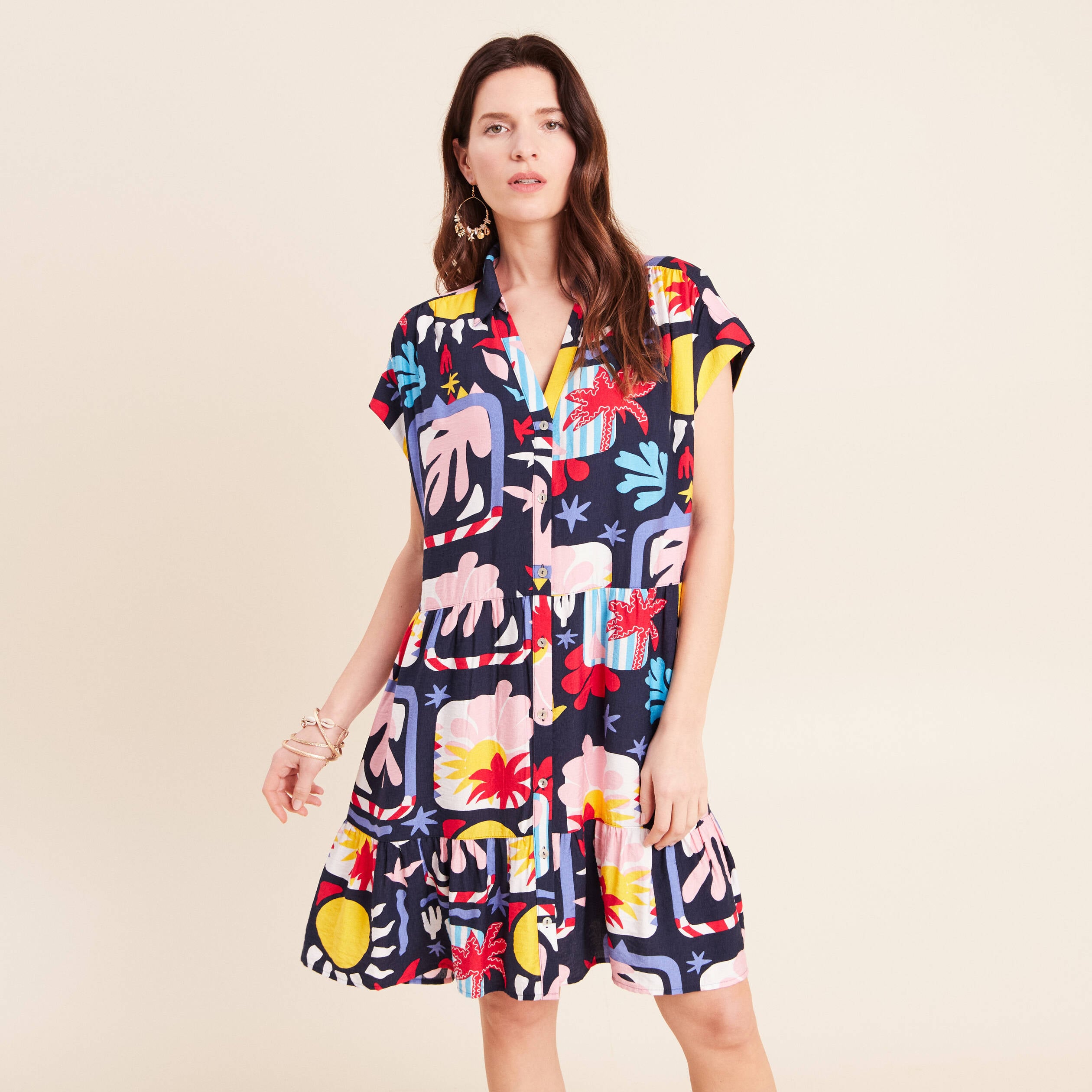 Robe courte &eacute;vas&eacute;e col chemise multicolore femme
