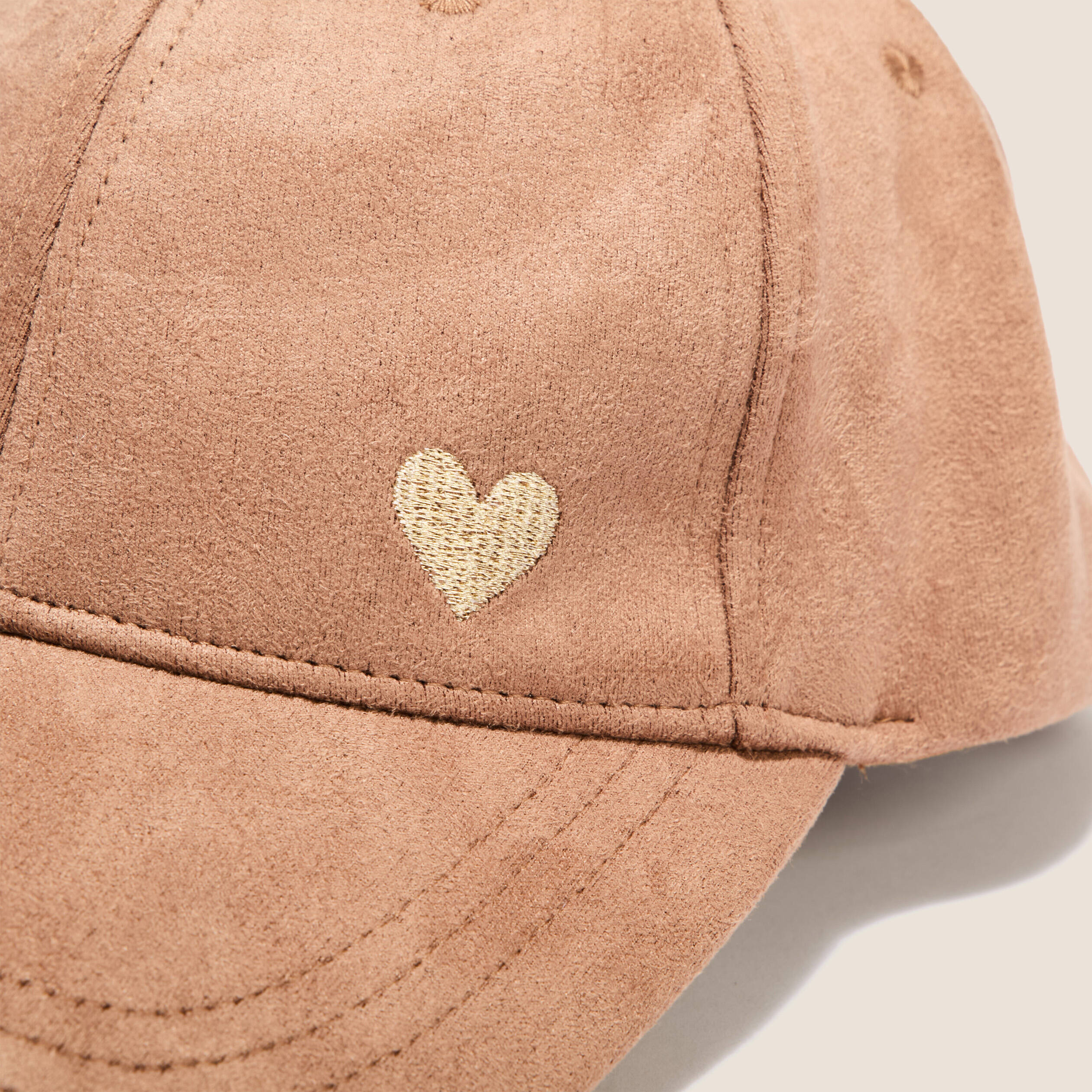Casquette avec broderie marron clair femme