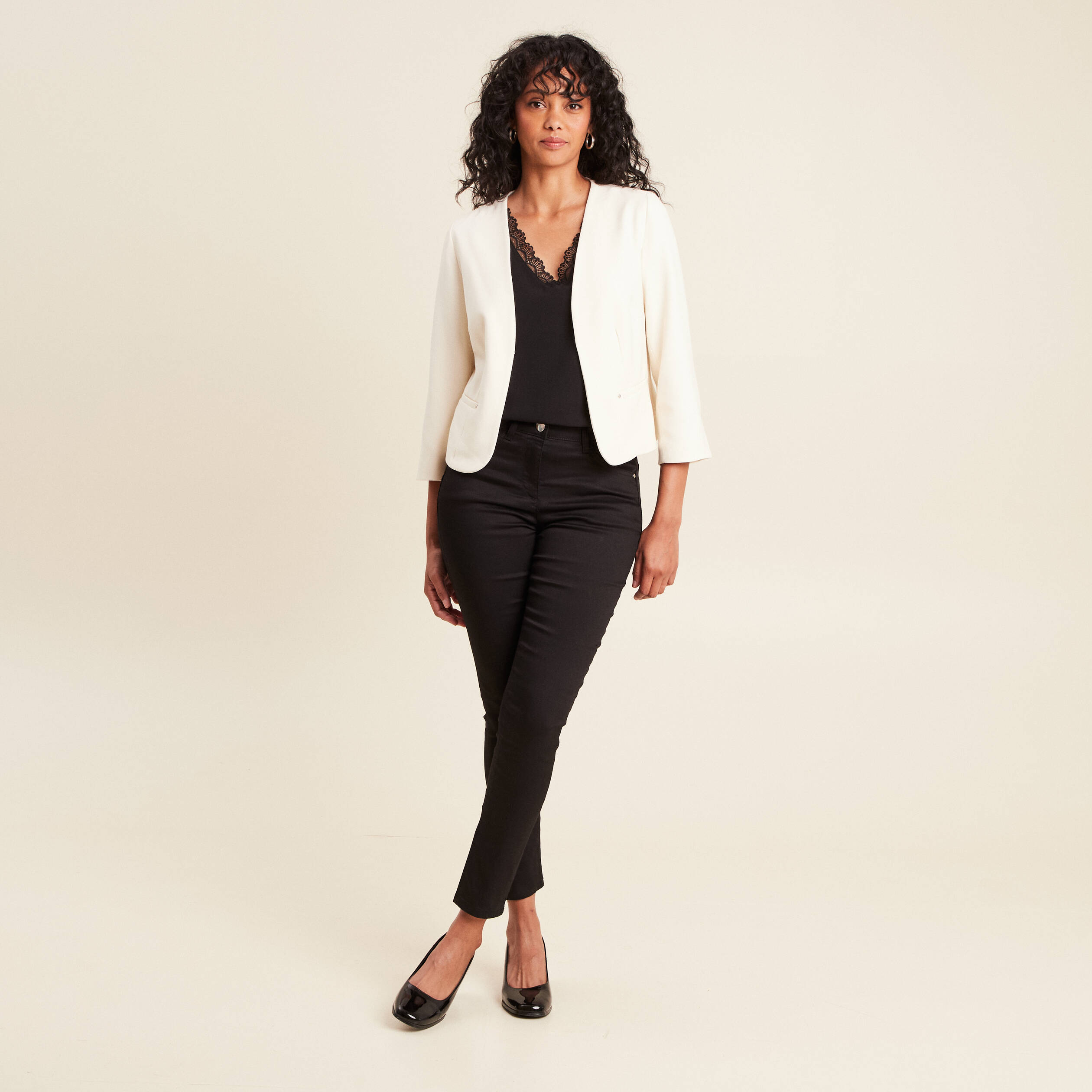 Veste cintr&eacute;e ecru femme