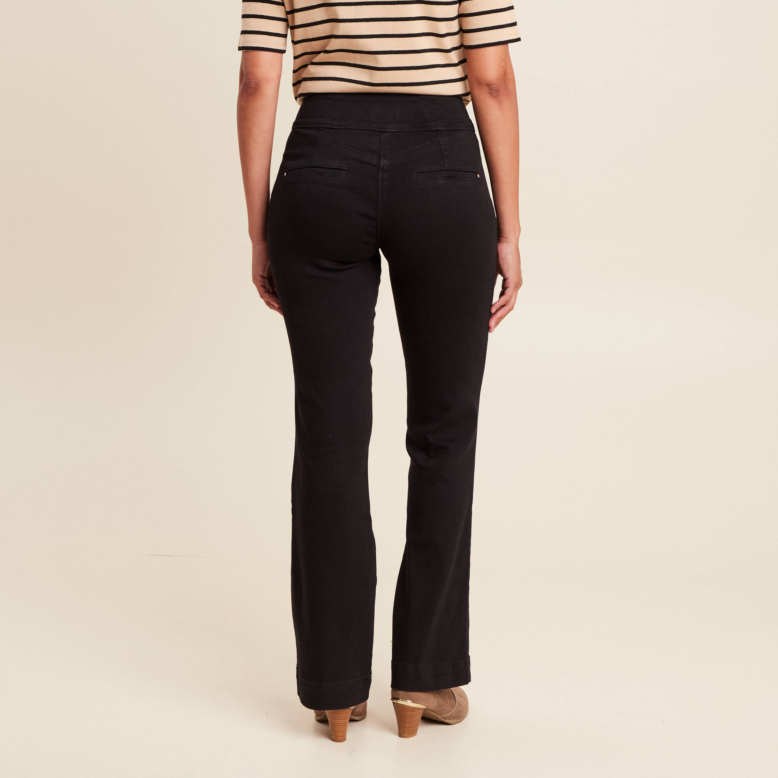 Pantalon coupe bootcut &agrave; pont noir femme