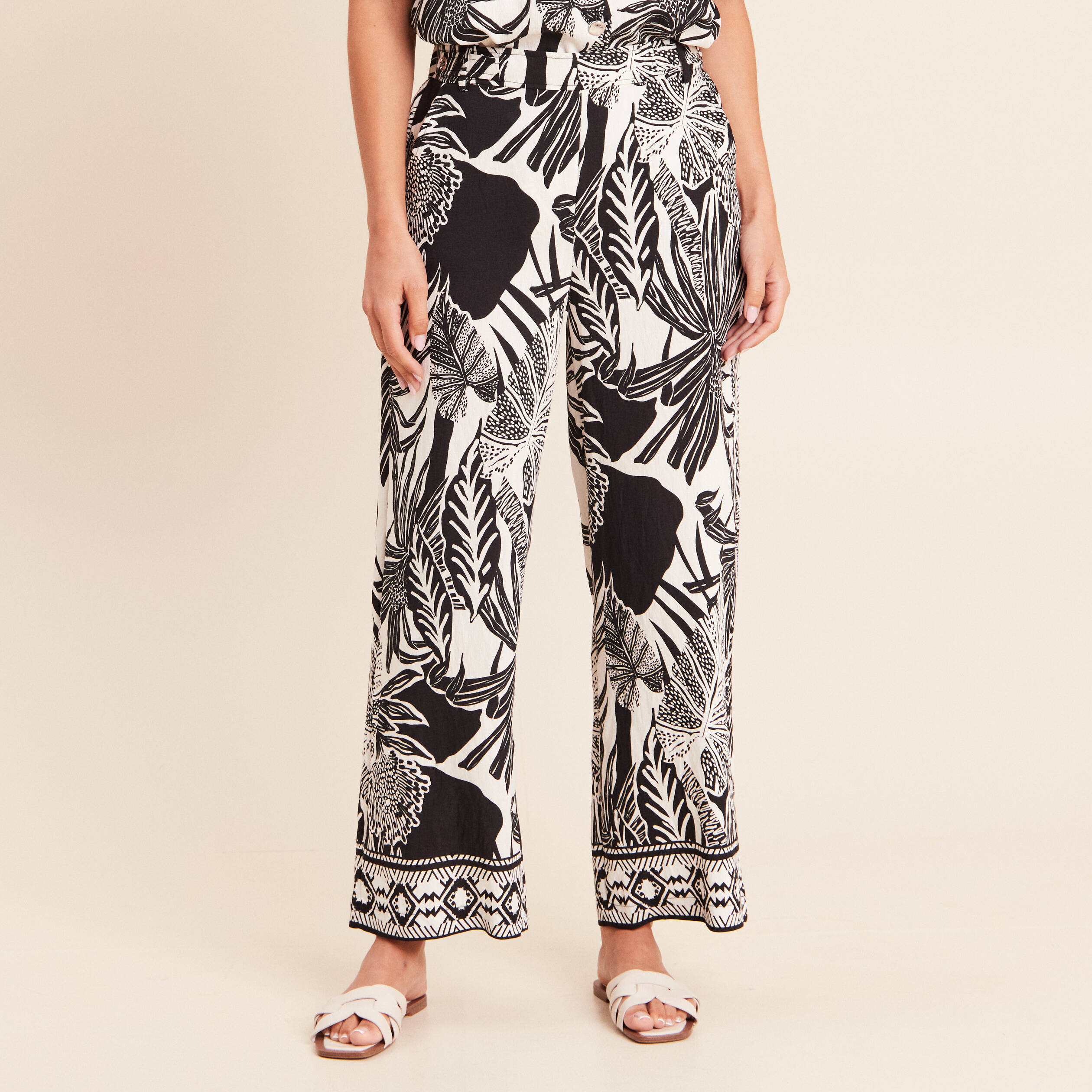 Pantalon large 7/8&egrave;me taille haute noir femme