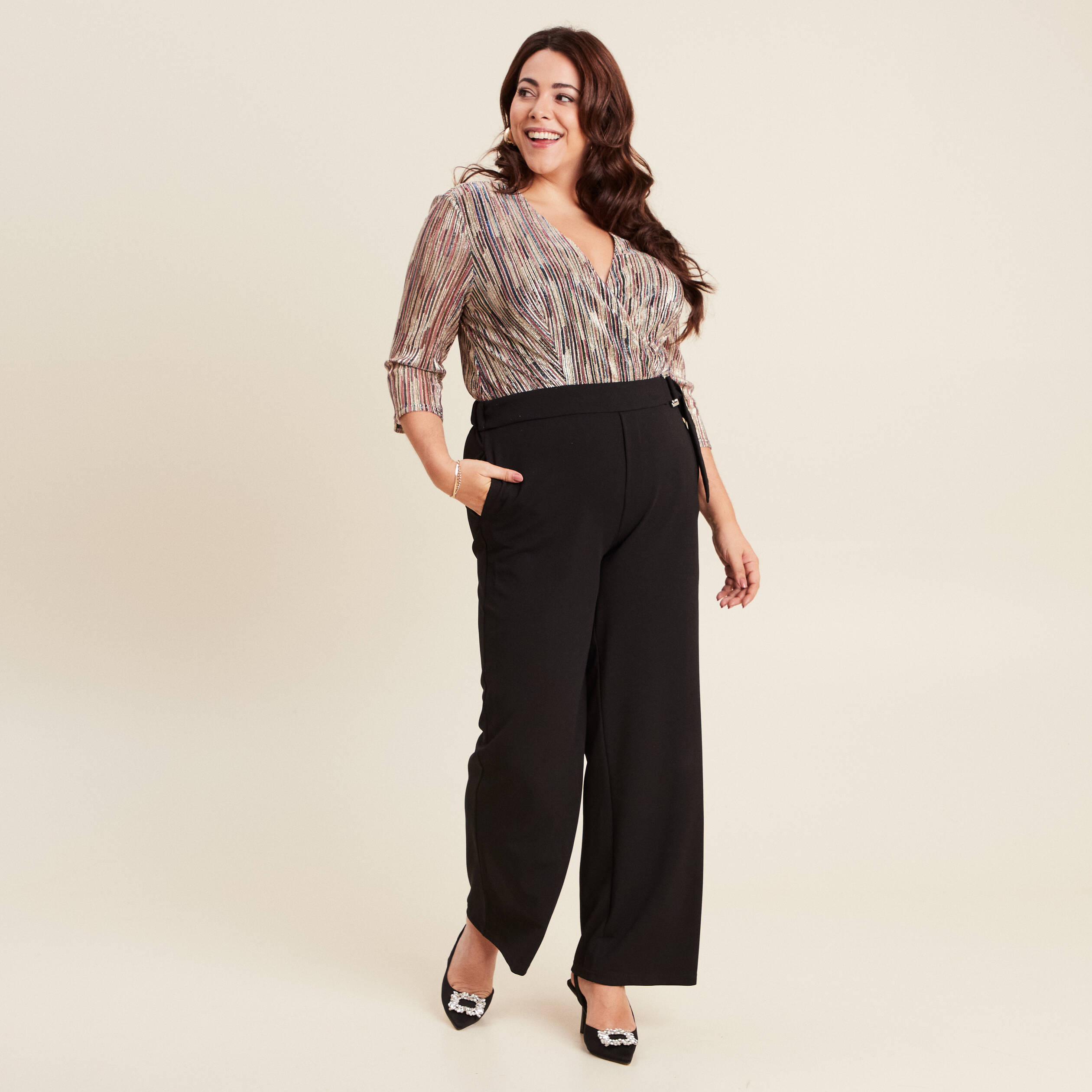 Combinaison pantalon paillet&eacute;e rose femme