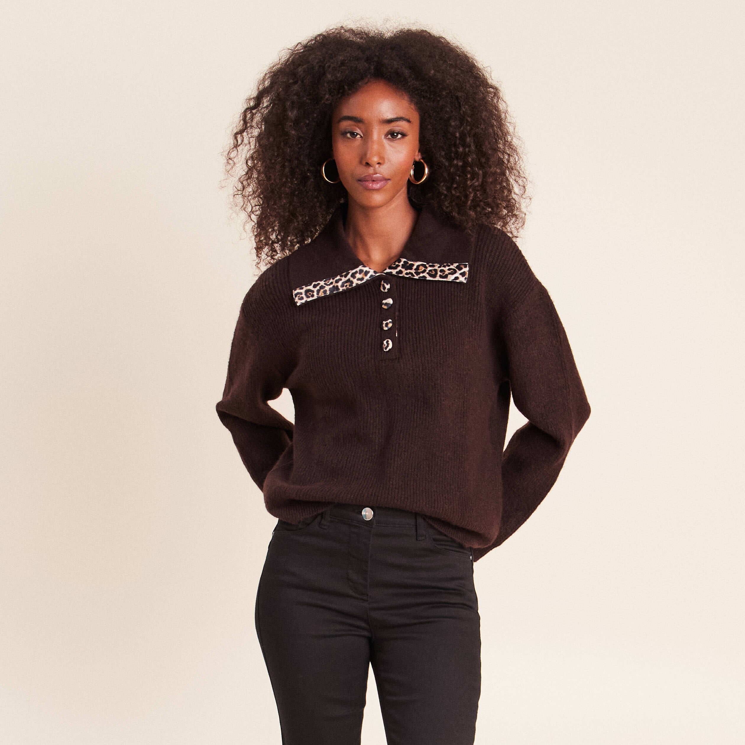 Pull droit manches longues marron fonc&eacute; femme