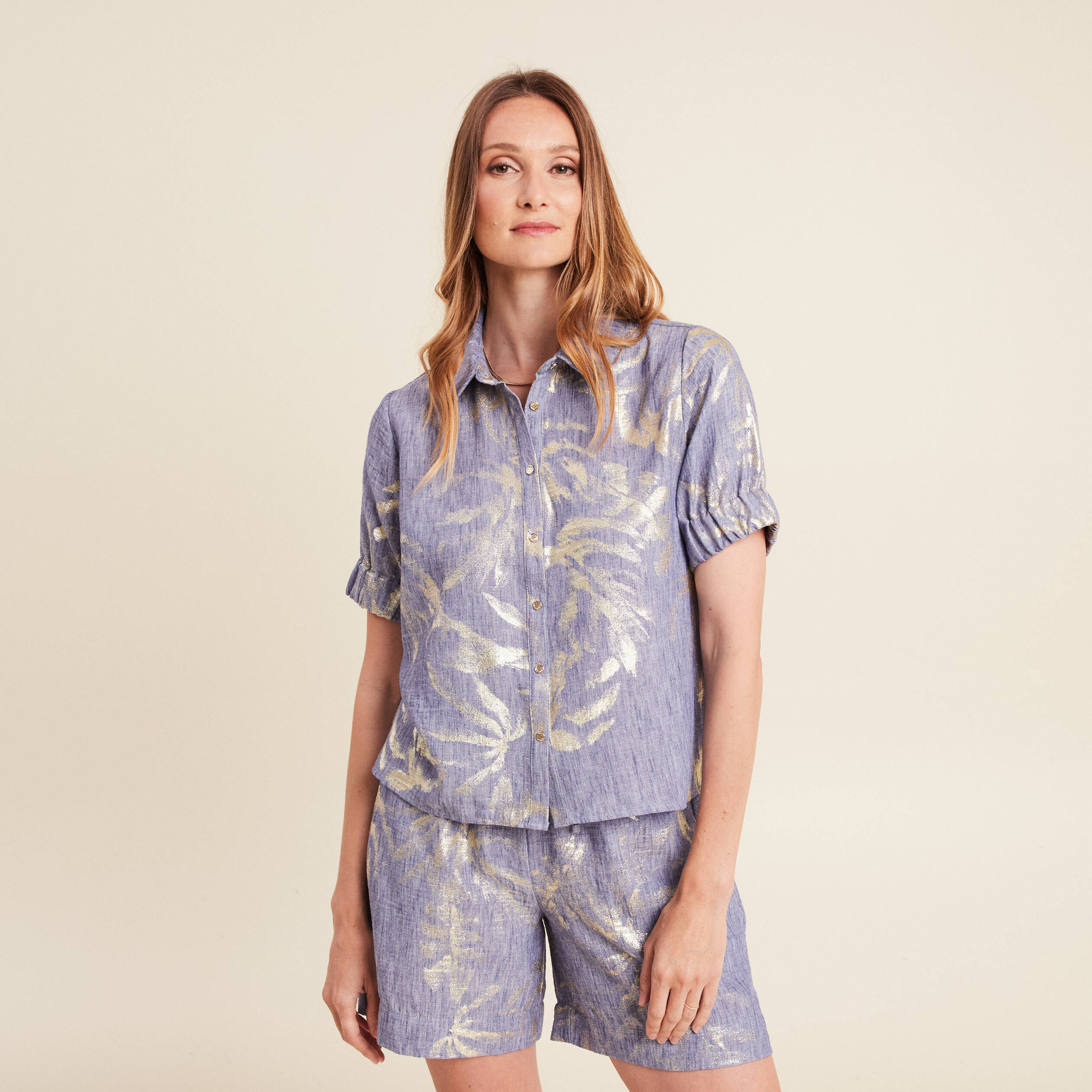 chemise droite courte manches courtes bleu lavande femme Chemise droite courte manches courtes bleu lavande femme