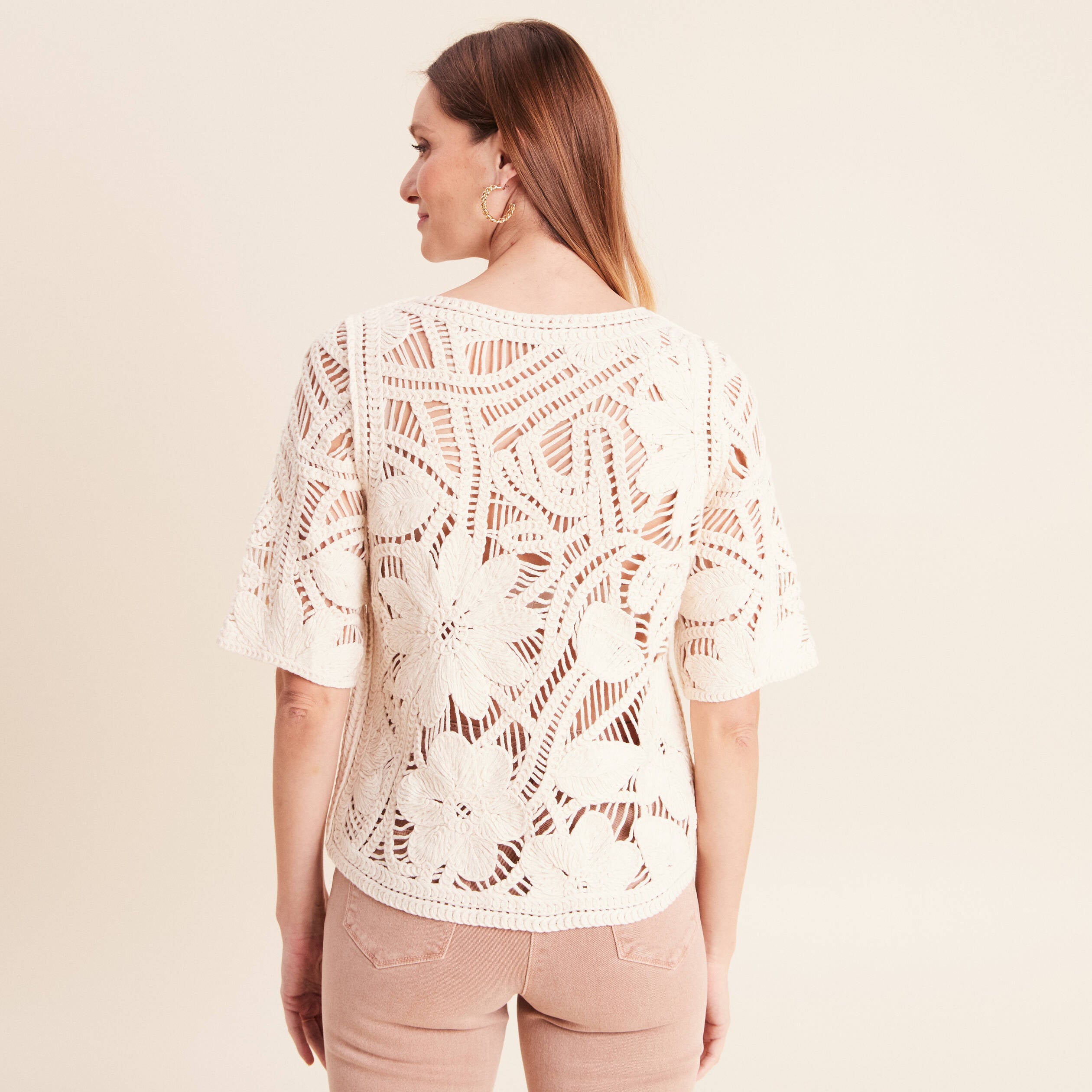 Pull col v manches courtes dentelle ecru femme