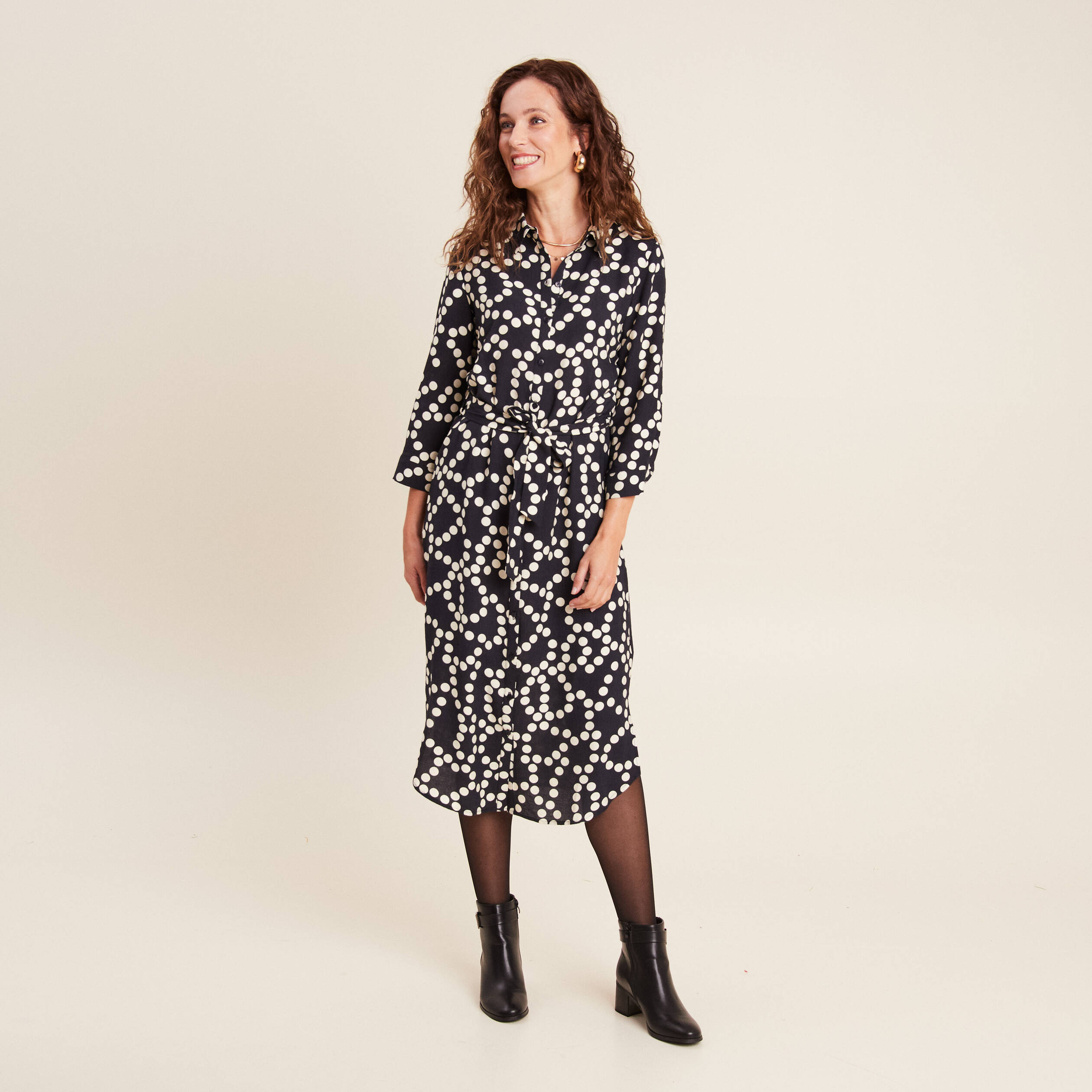 robe longue evasee ceinturee noir femme Robe longue évasée ceinturée noir femme